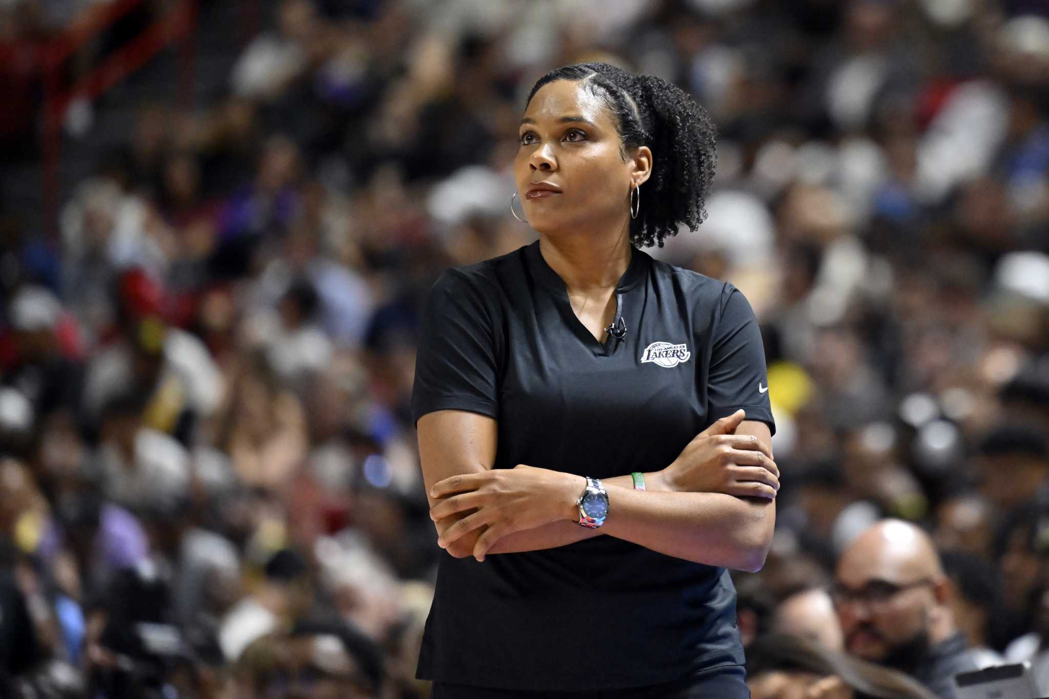 Lakers coach Lindsey Harding keeps trailblazing at NBA summer league