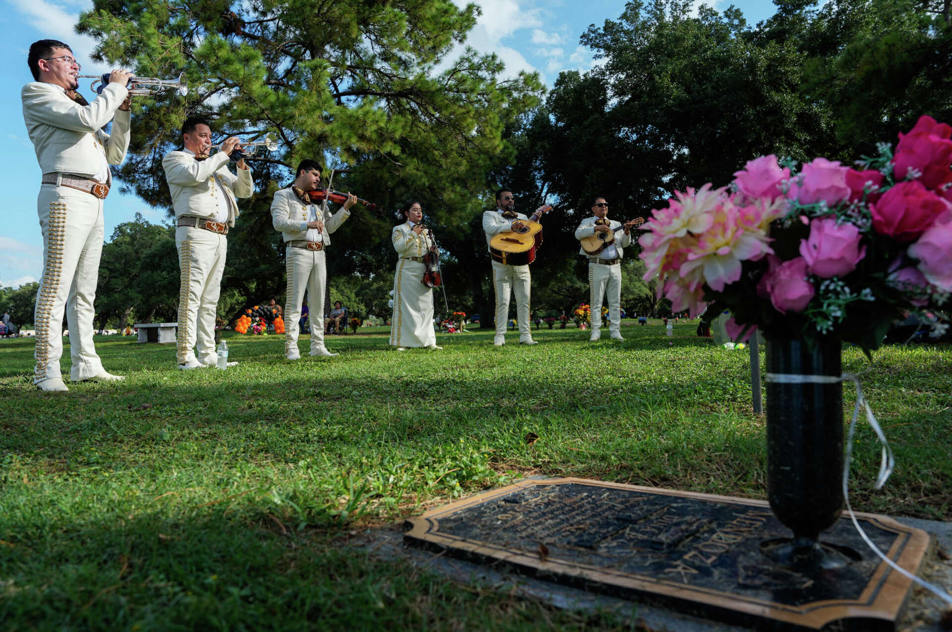 Houston mariachi perform less as result of Trump's immigration policy