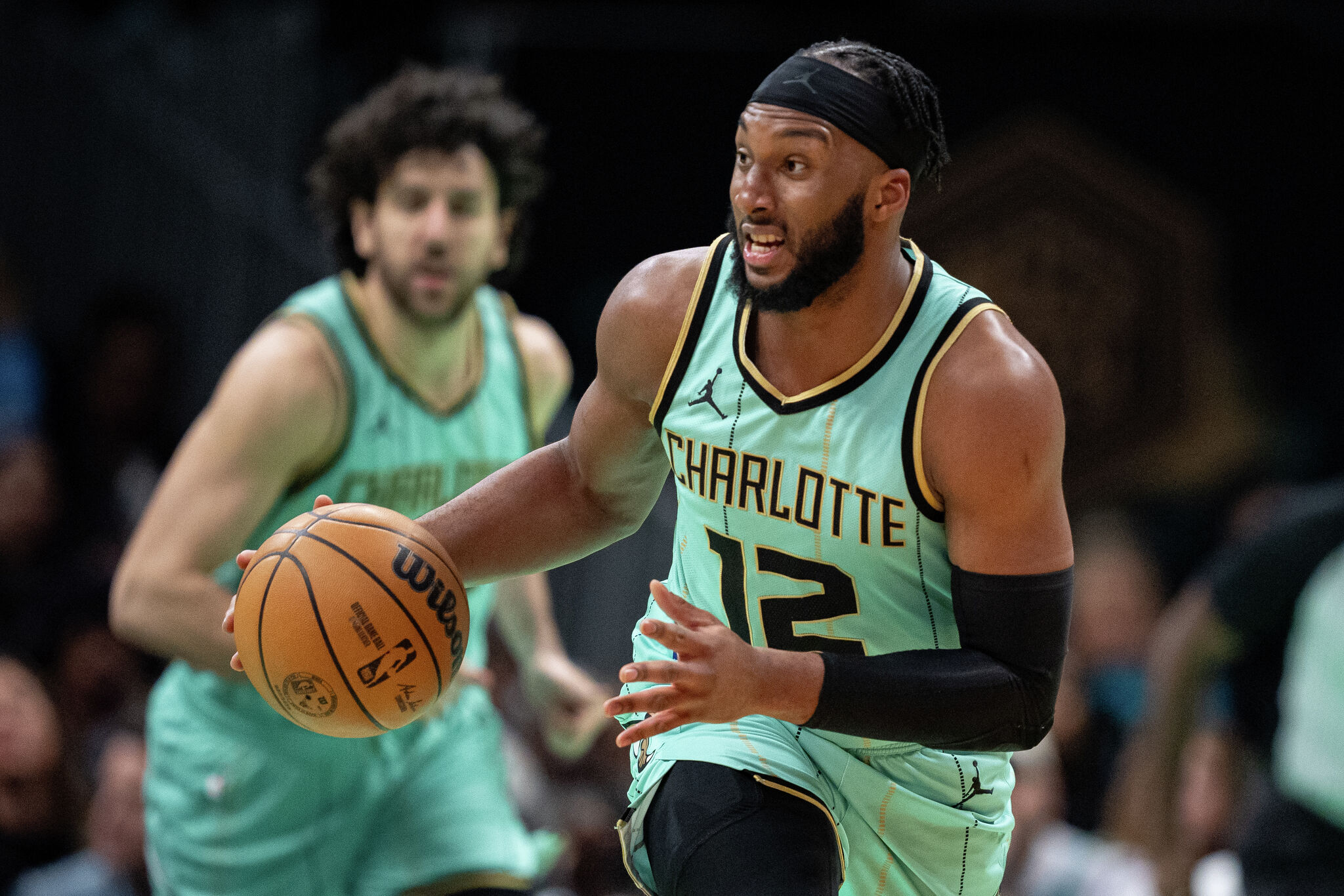 Houston Rockets add veteran forward Josh Okogie to fill out depth