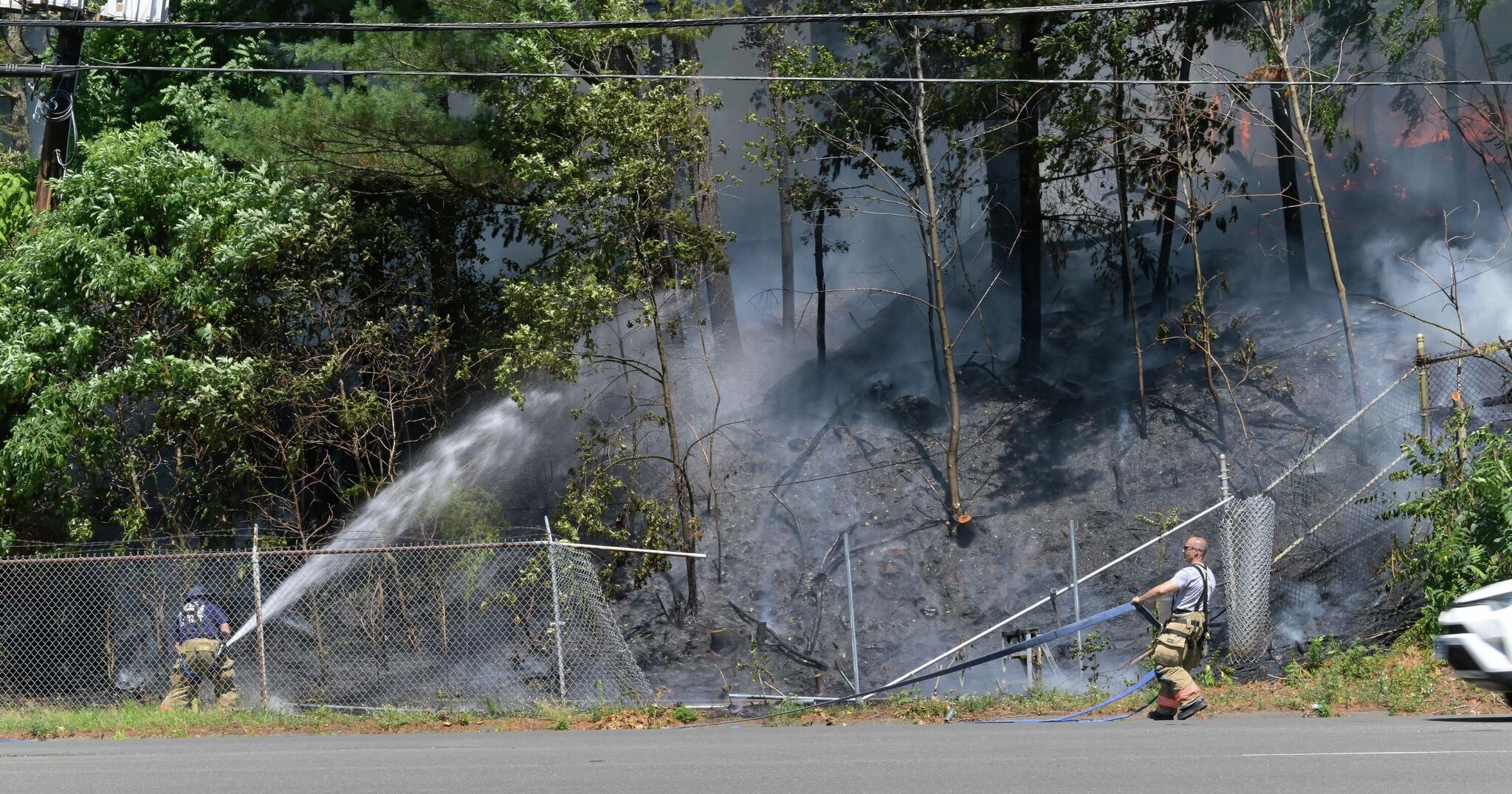Risk of brush fires remains high in Connecticut Friday, DEEP says