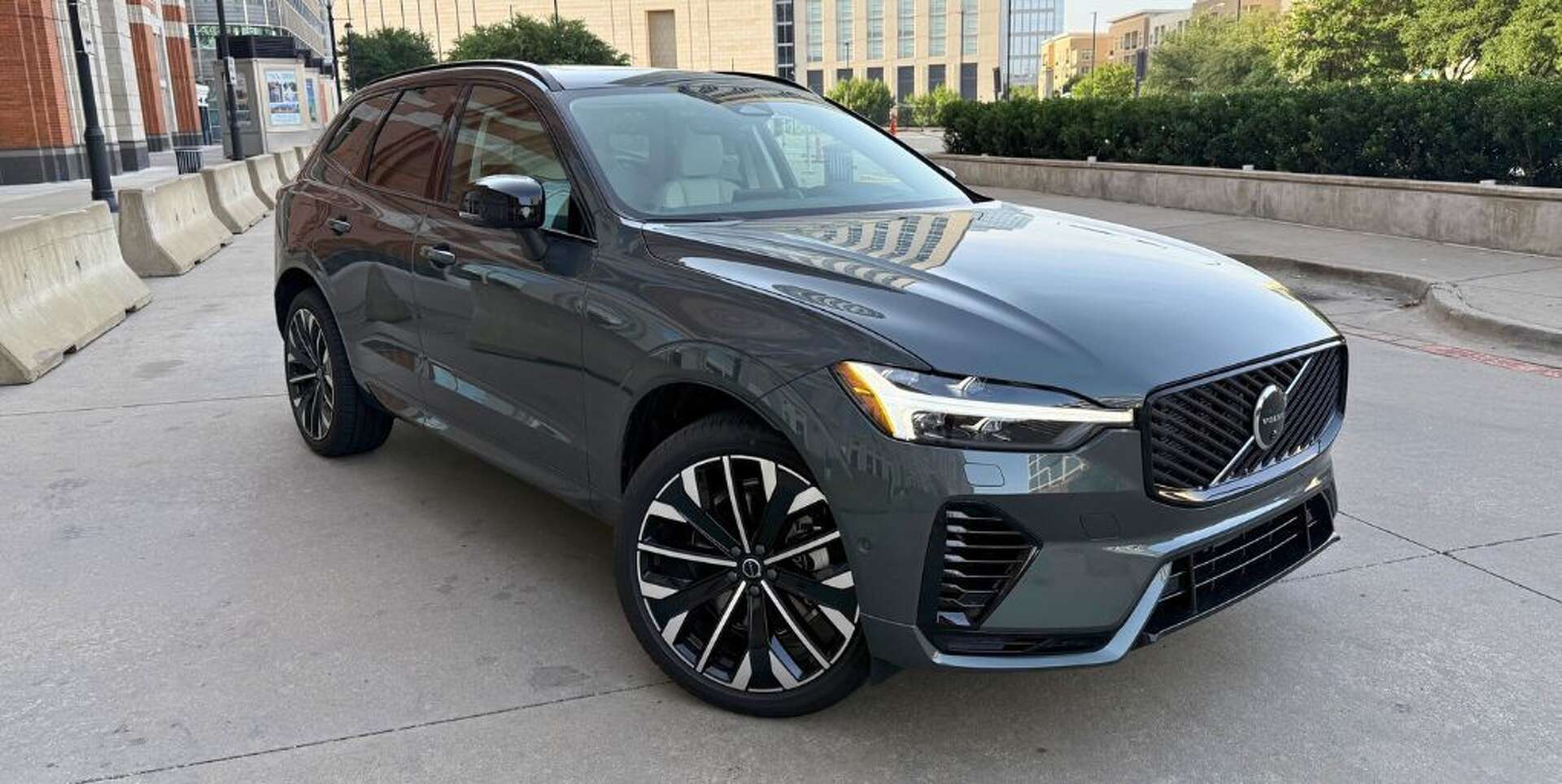 2026 Volvo XC60 Hybrid A Revolutionary Electric SUV