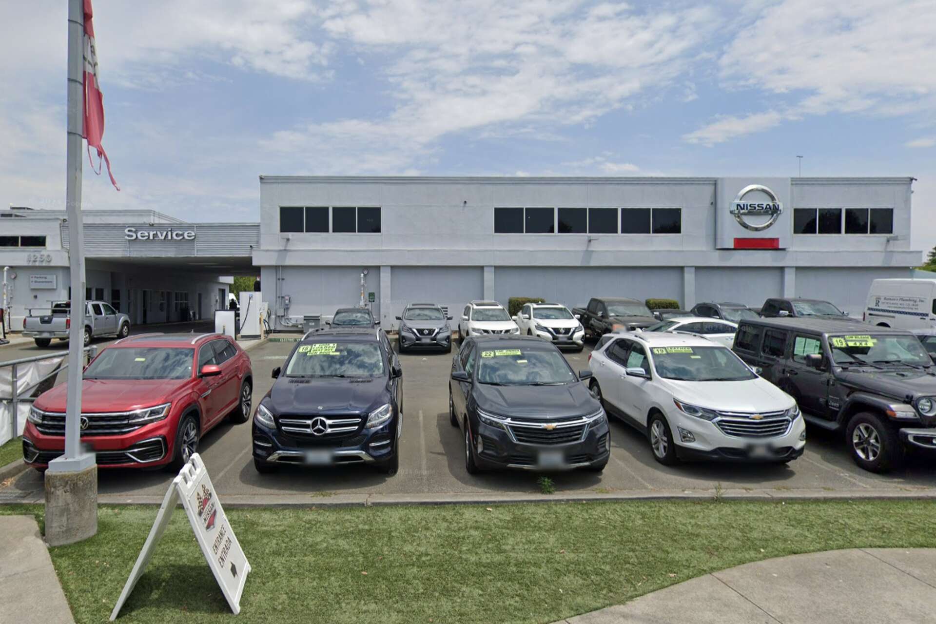 6692 Auto Center Dr
