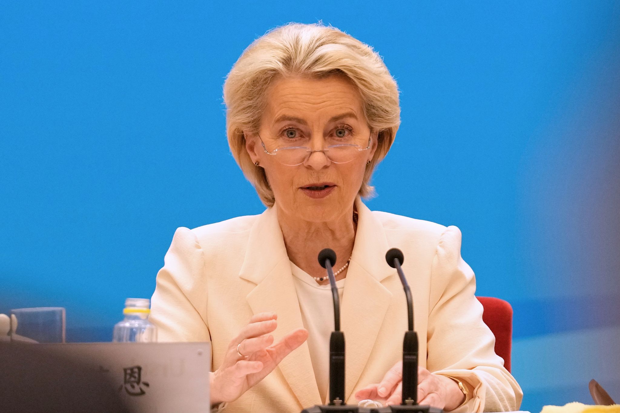 https://s.hdnux.com/photos/01/53/62/22/28255404/3/rawImage.jpg