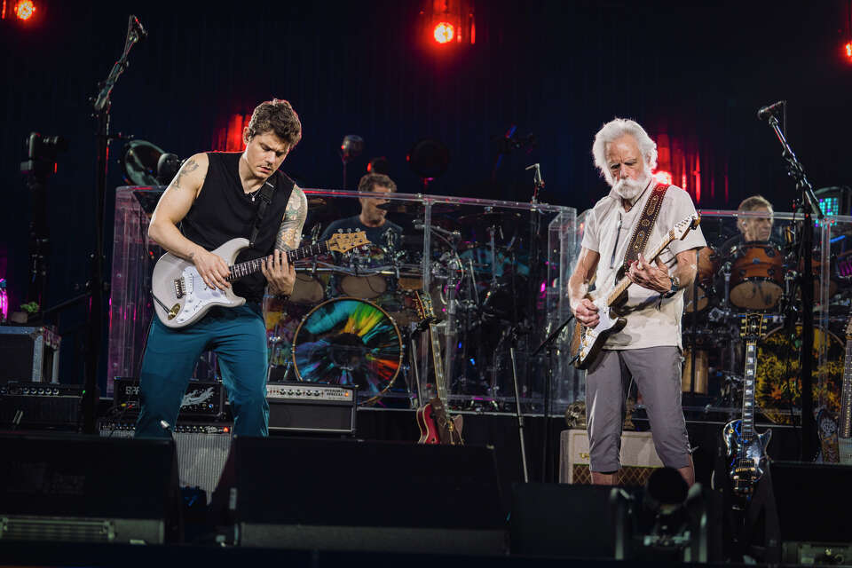 DOES/DOES 10th Anniversary Live「Thanksg… Review: Dead & Company starts Grateful Dead's 60th on a