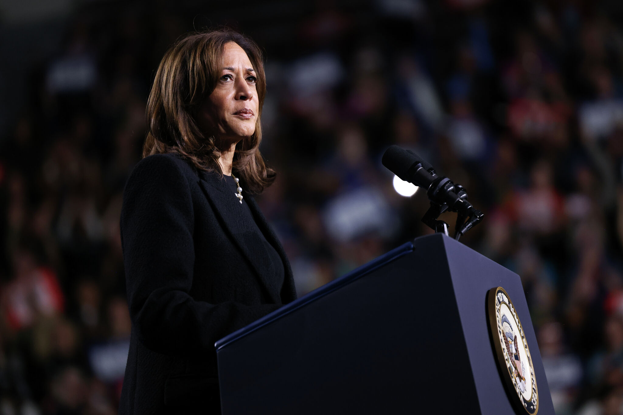 https://s.hdnux.com/photos/01/53/64/42/28264623/3/rawImage.jpg