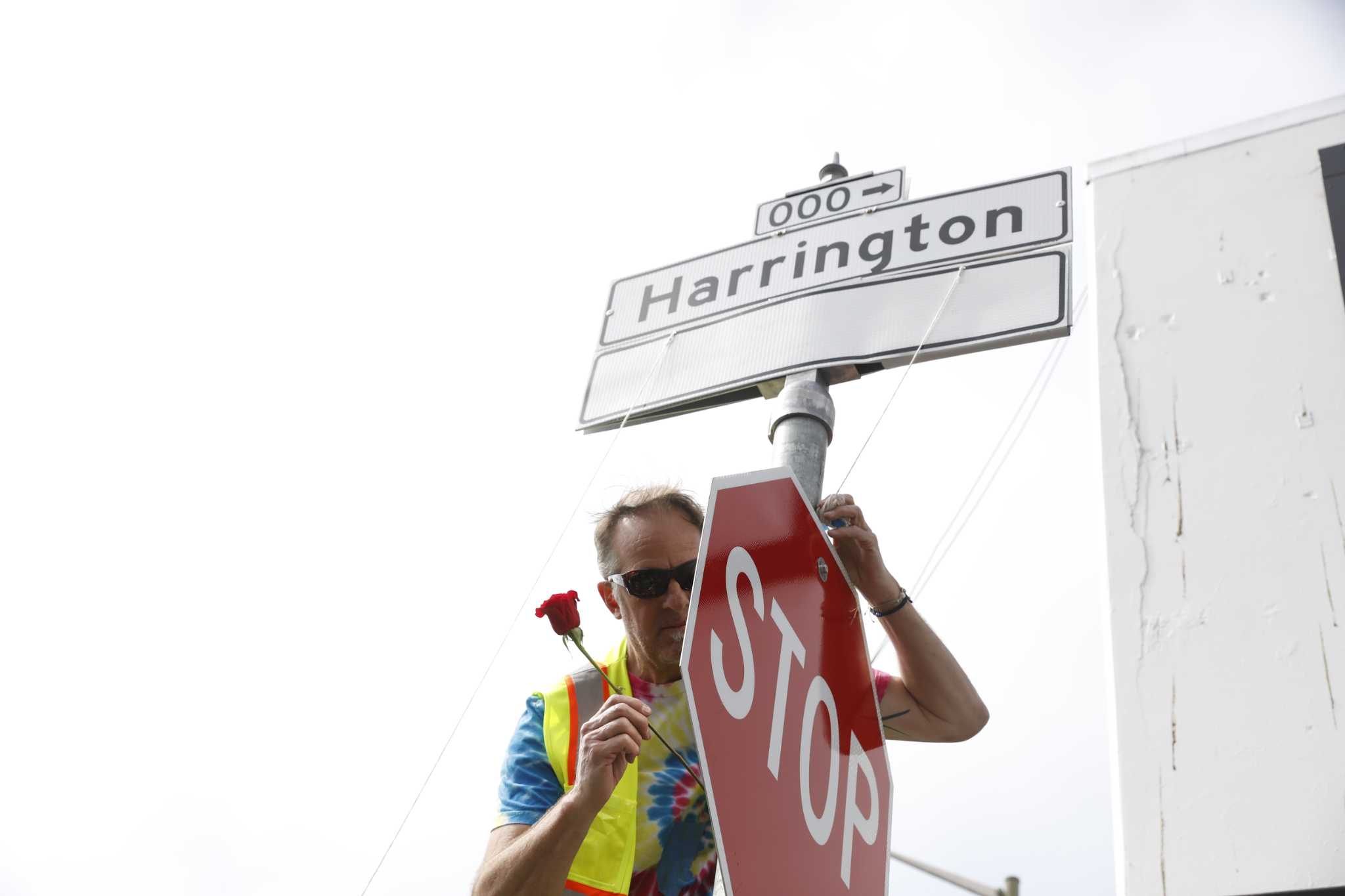 https://s.hdnux.com/photos/01/53/67/73/28278502/3/rawImage.jpg