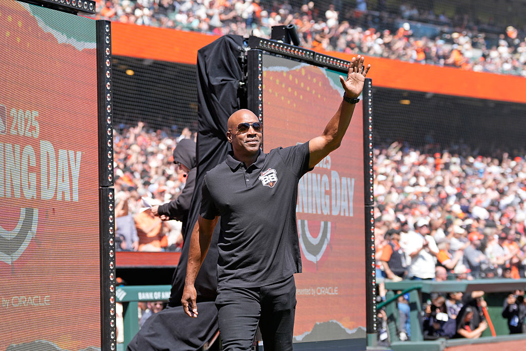 Bay Area sports icons make epic cameo at country star's Levi's Stadium show