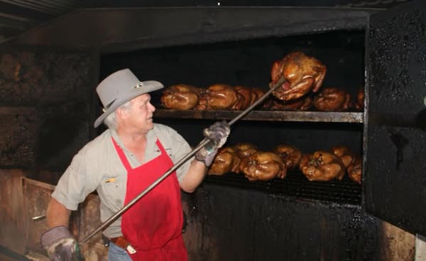 Legendary Texas barbecue joint closes doors after 32 years