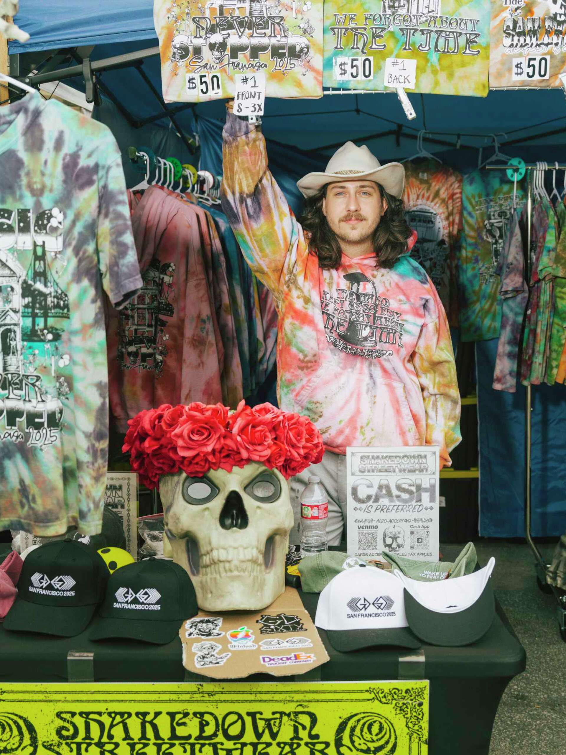 DOES/DOES 10th Anniversary Live「Thanksg… Thousands of Grateful Dead fans celebrate band in day 2 of