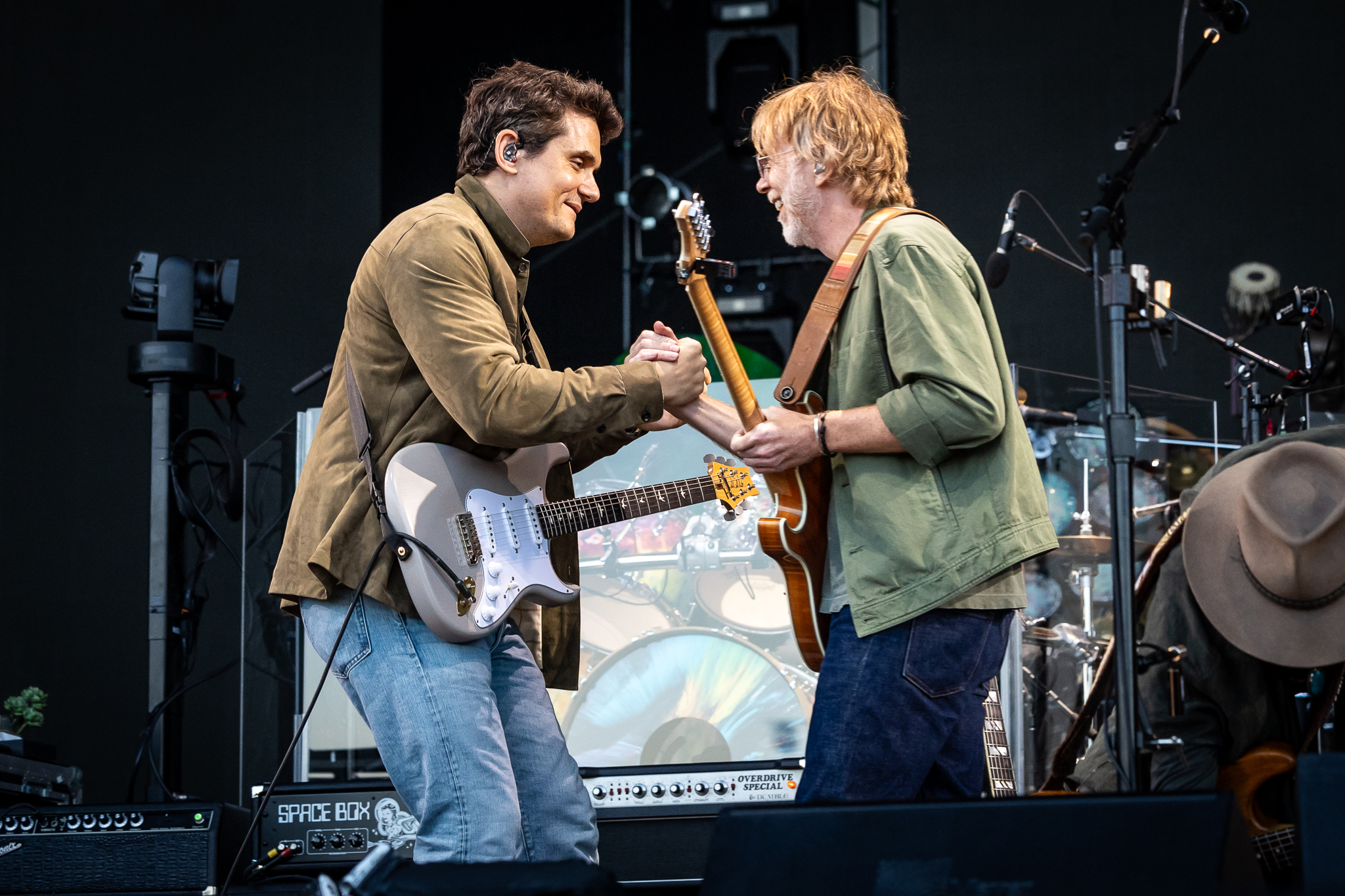 25th　ANNIVERSARY　LIVE　GOLDEN　YEARS　TOUR Dead & Company Celebrate 60 Years of Grateful Dead at Golden
