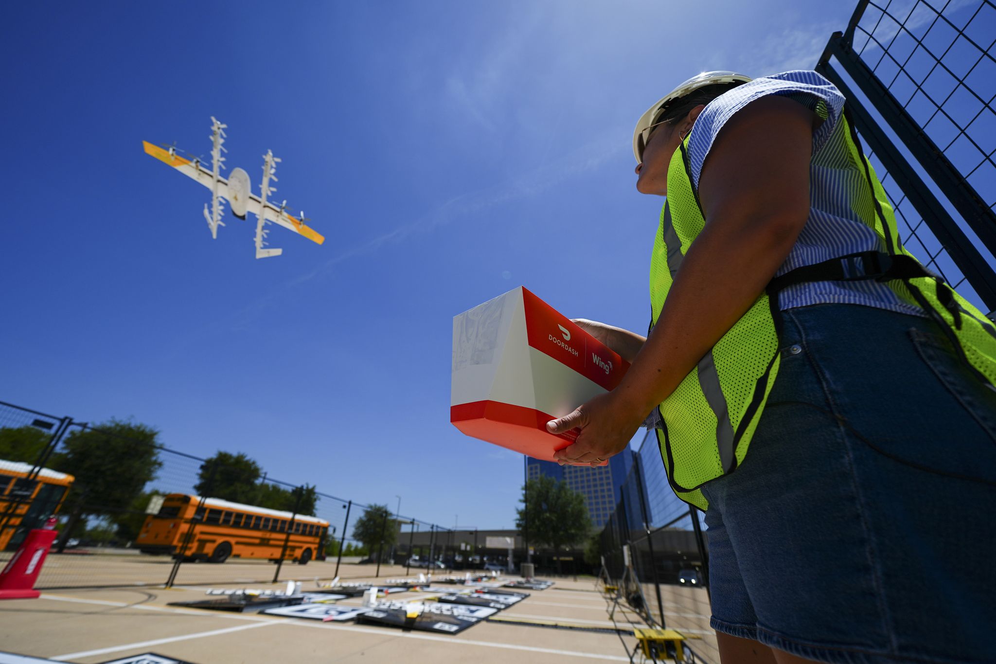 DoorDash prioritizes ground logistics for new drone delivery service
