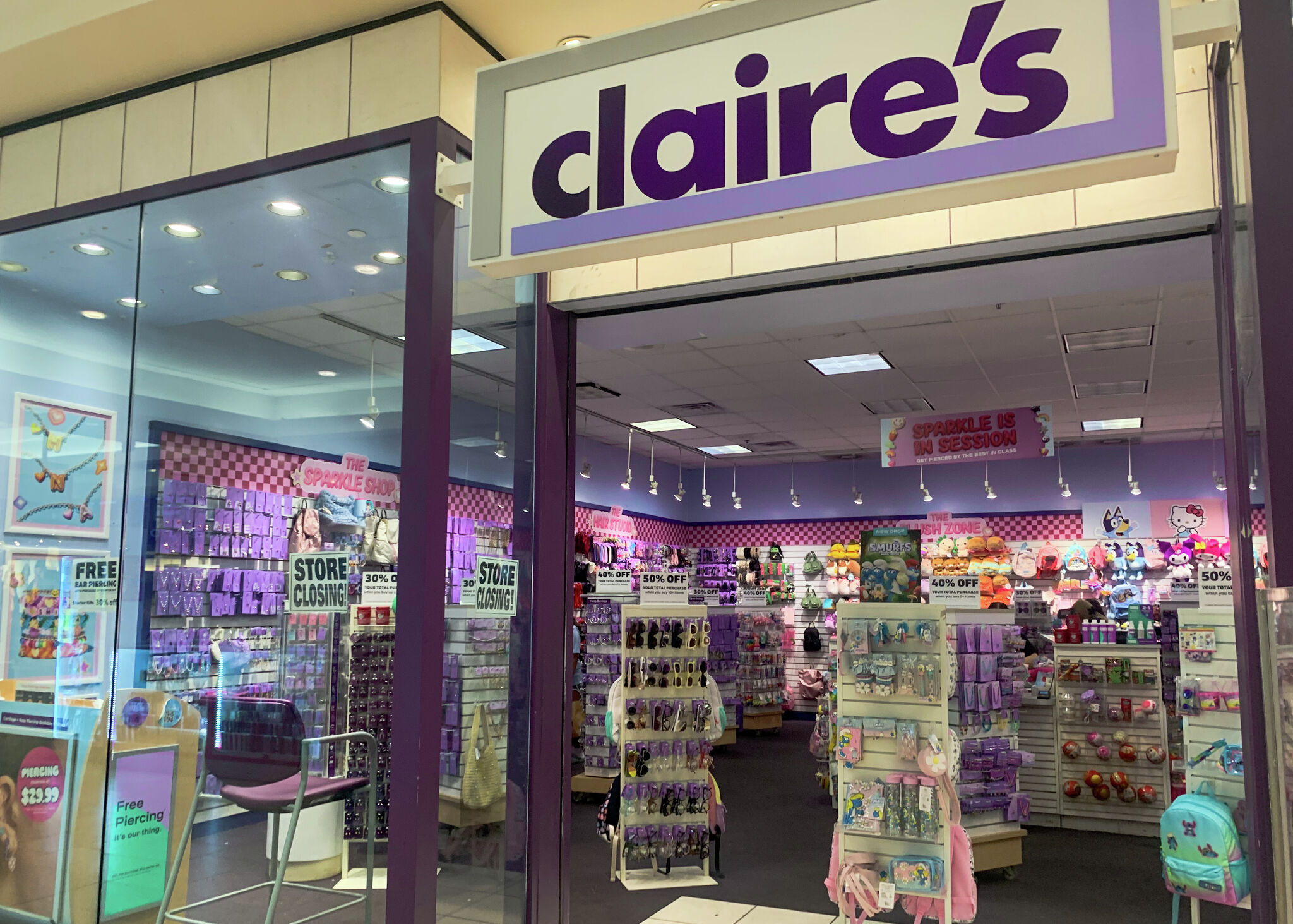 Claire’s to close Mall del Norte store amid bankruptcy filings