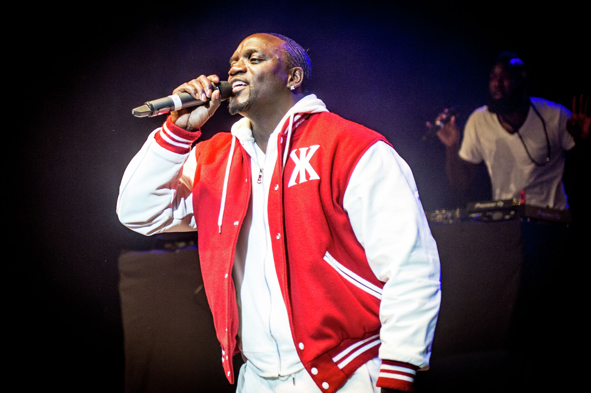https://s.hdnux.com/photos/01/54/22/31/28386894/4/rawImage.jpg
