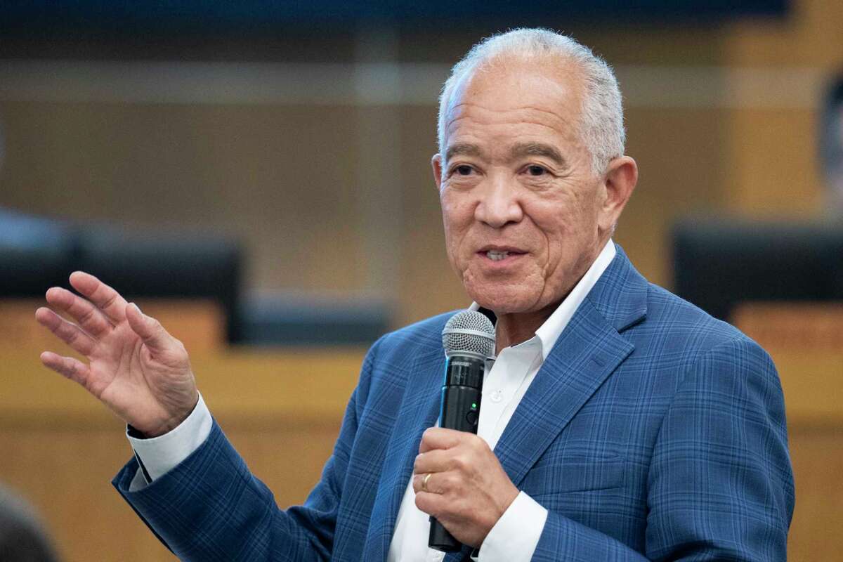 Houston ISD Superintendent Mike Miles speaks about the district’s STAAR testing results during a Houston ISD Board of Managers meeting at the Hattie Mae White Educational Support Center in Houston, Thursday, Aug. 14, 2025.
