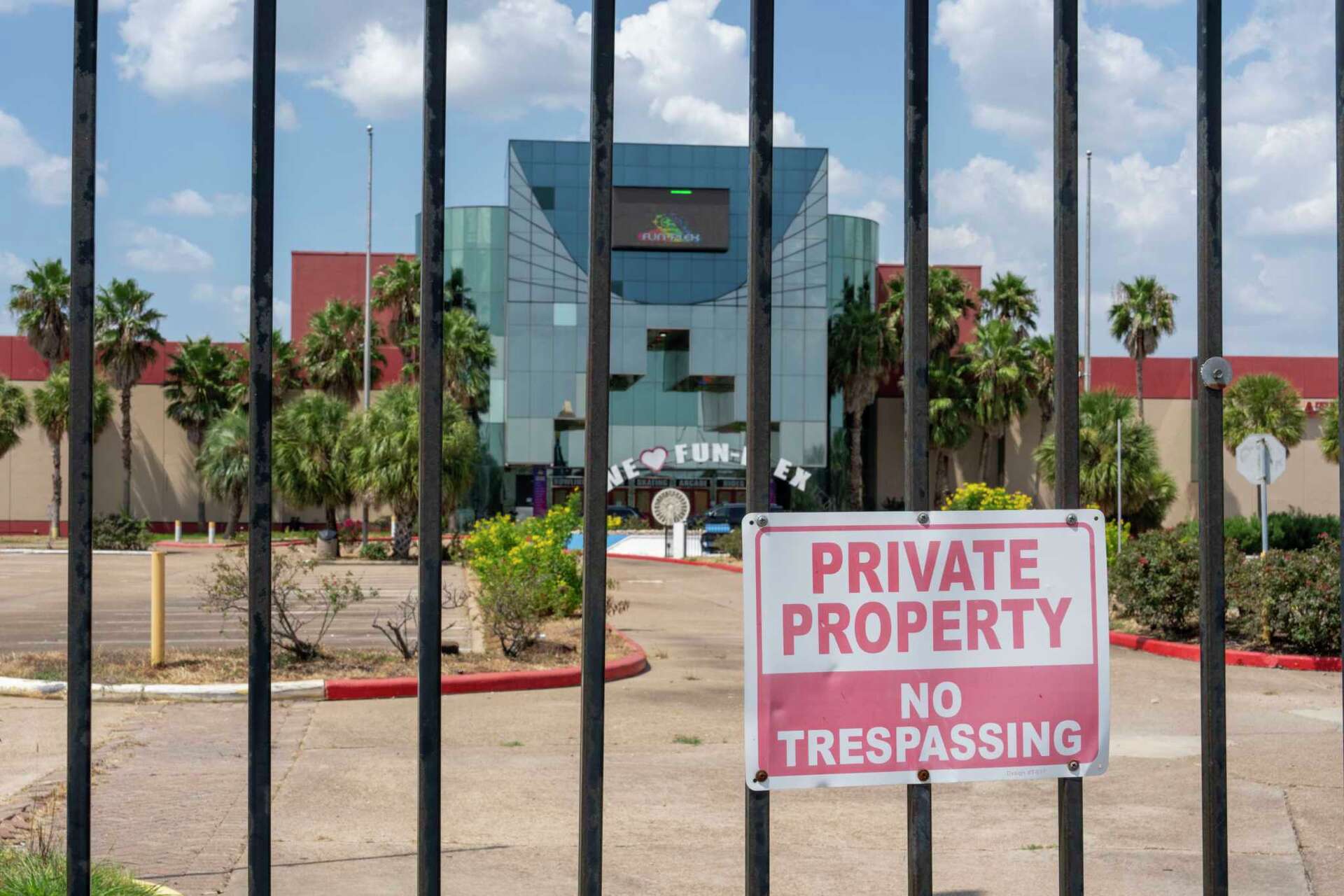 An inside look at Houston's Funplex auction