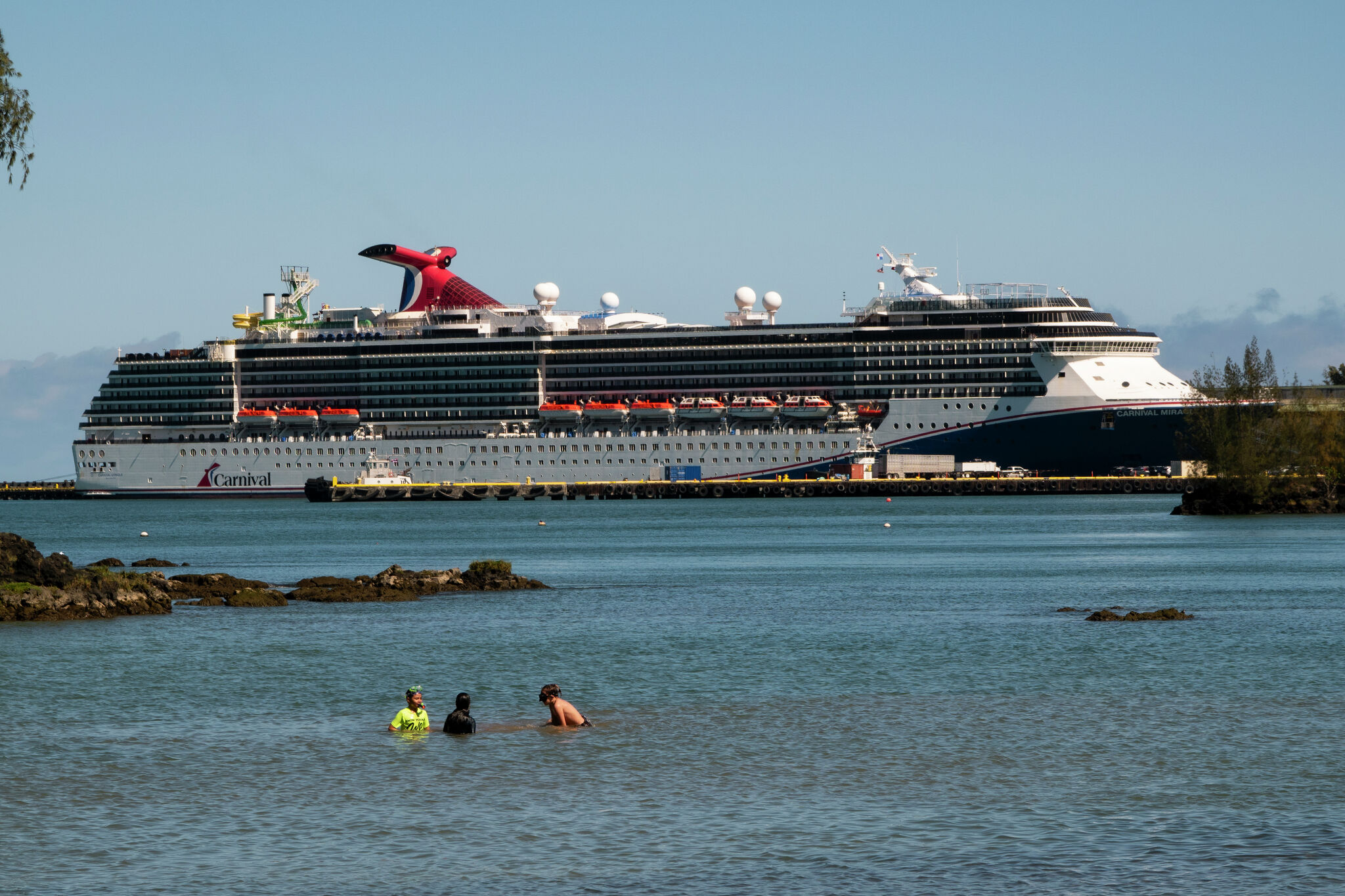 Hawaii proposes cutting cruise ships at its ports by 50%