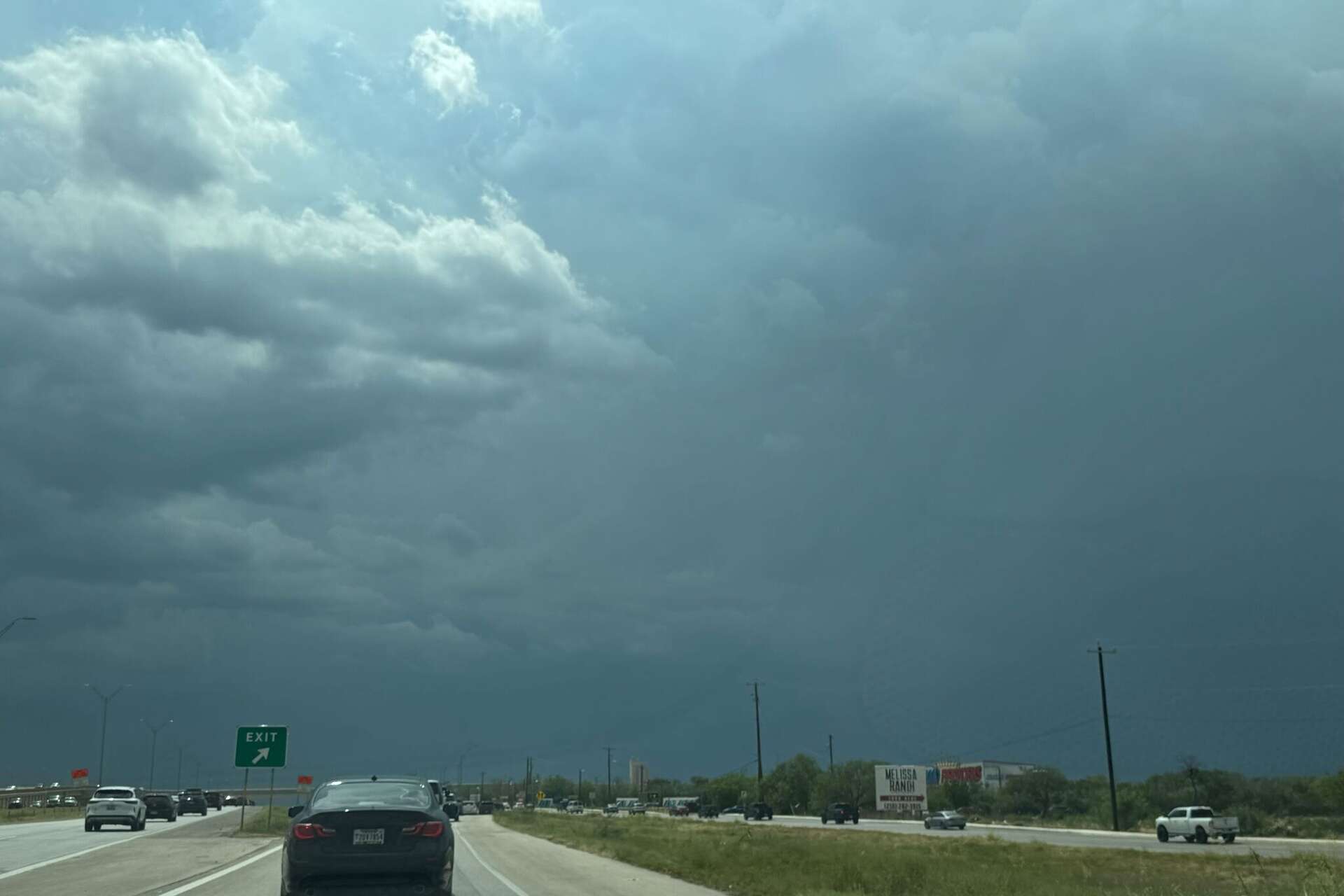 Severe thunderstorm warning threatens San Antonio area