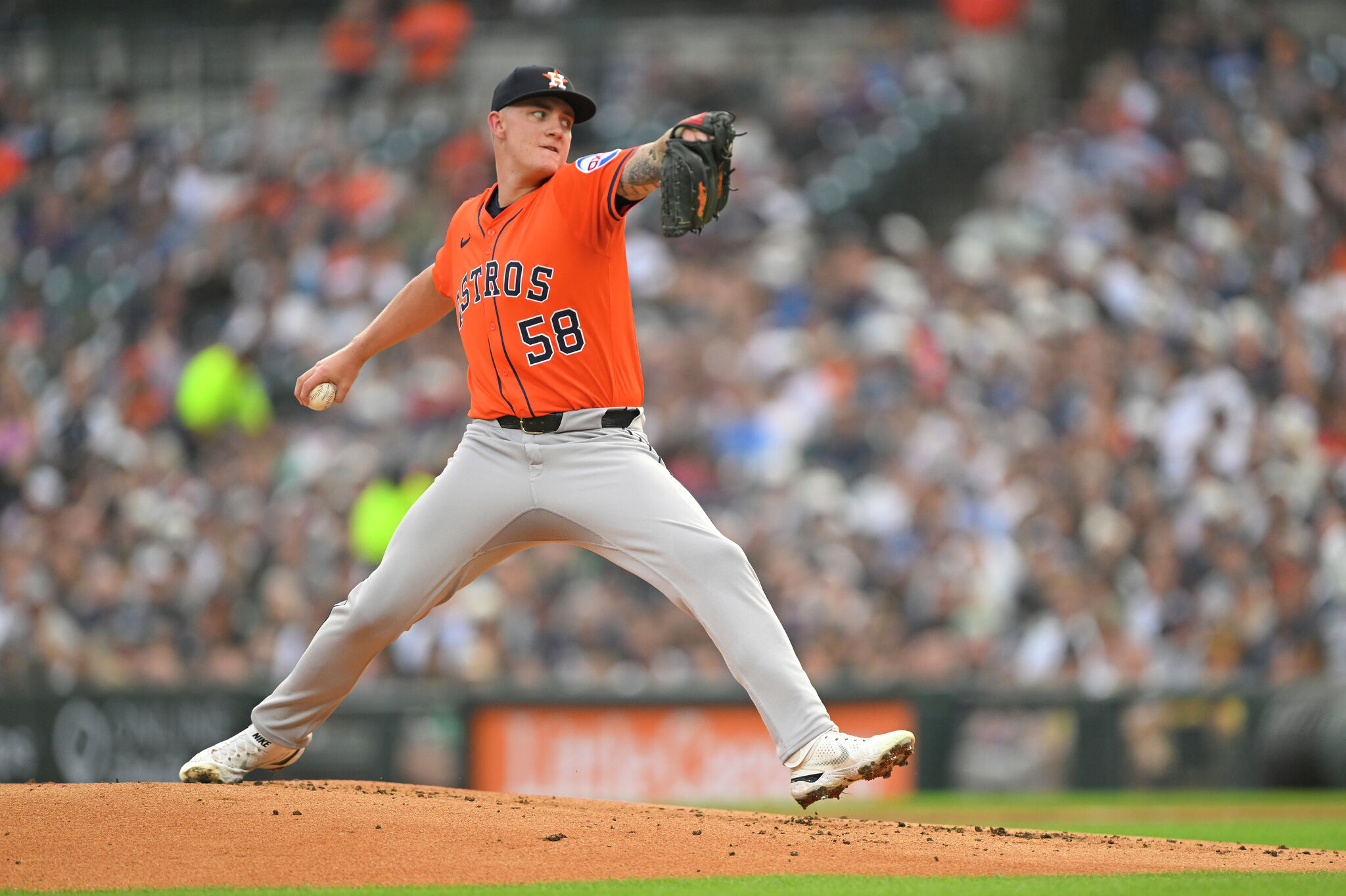 Astros' Hunter Brown rises to occasion in duel with Tarik Skubal