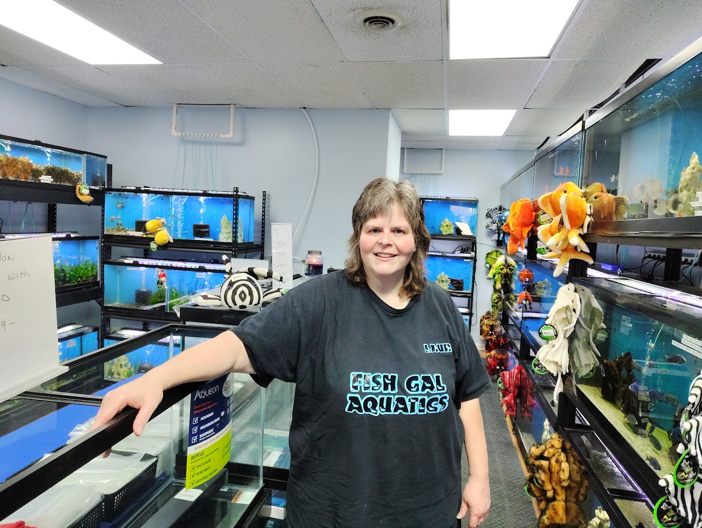 Fish Gal Aquatics brings specialty fish, supplies to Midland