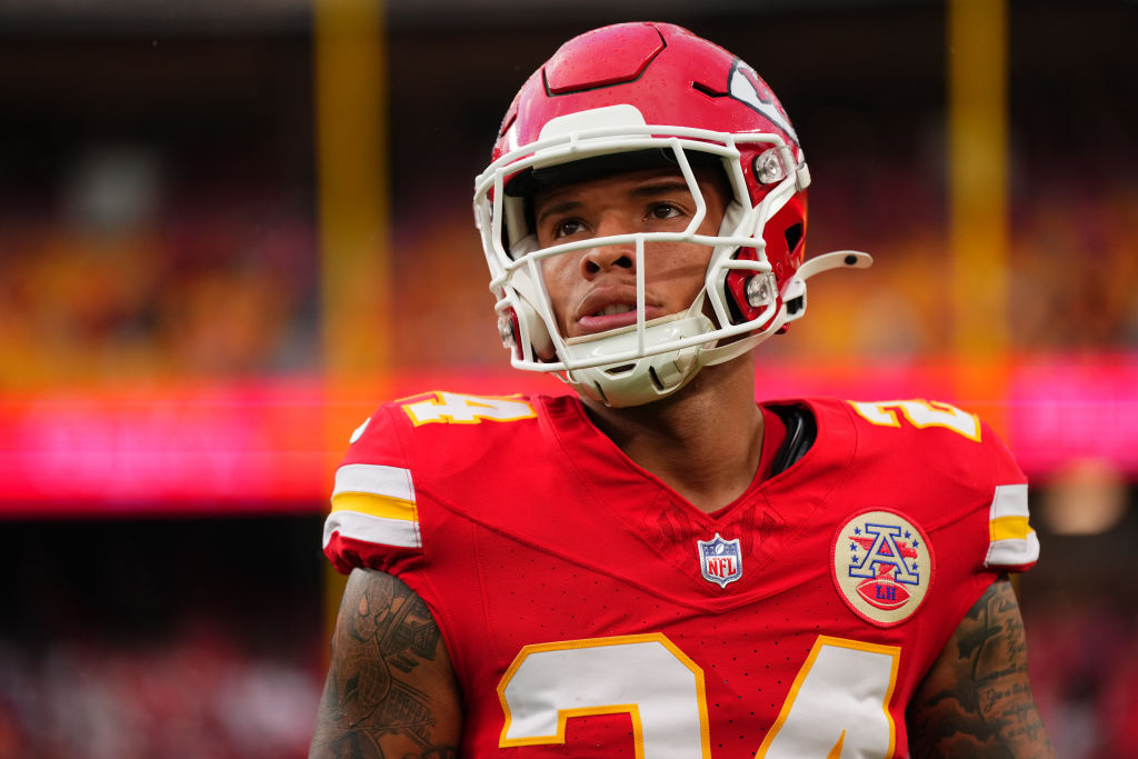 49ers reportedly trade for Chiefs wide receiver as injury concerns wor