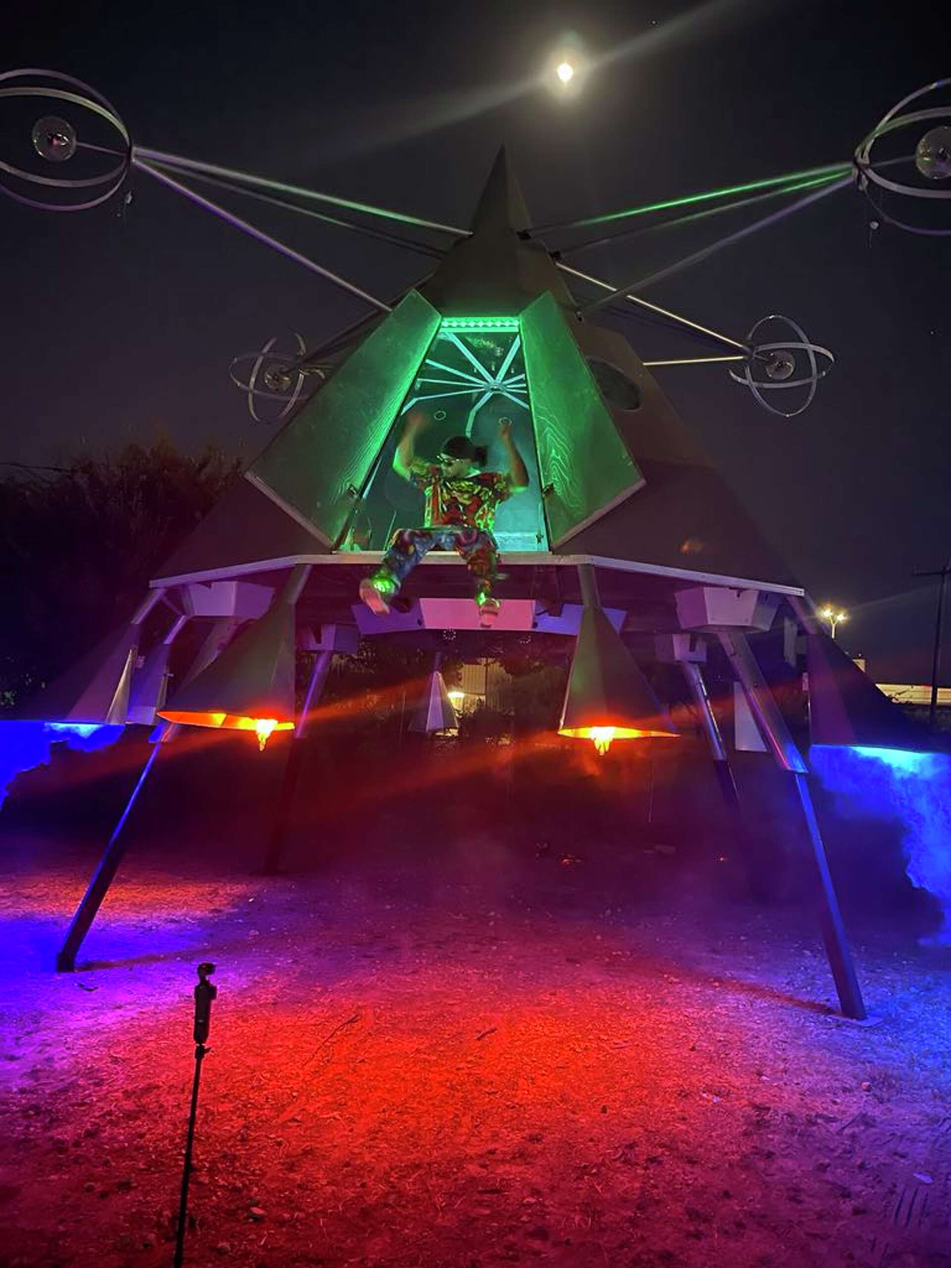 A Texas man builds a mothership connection to a funk music legend