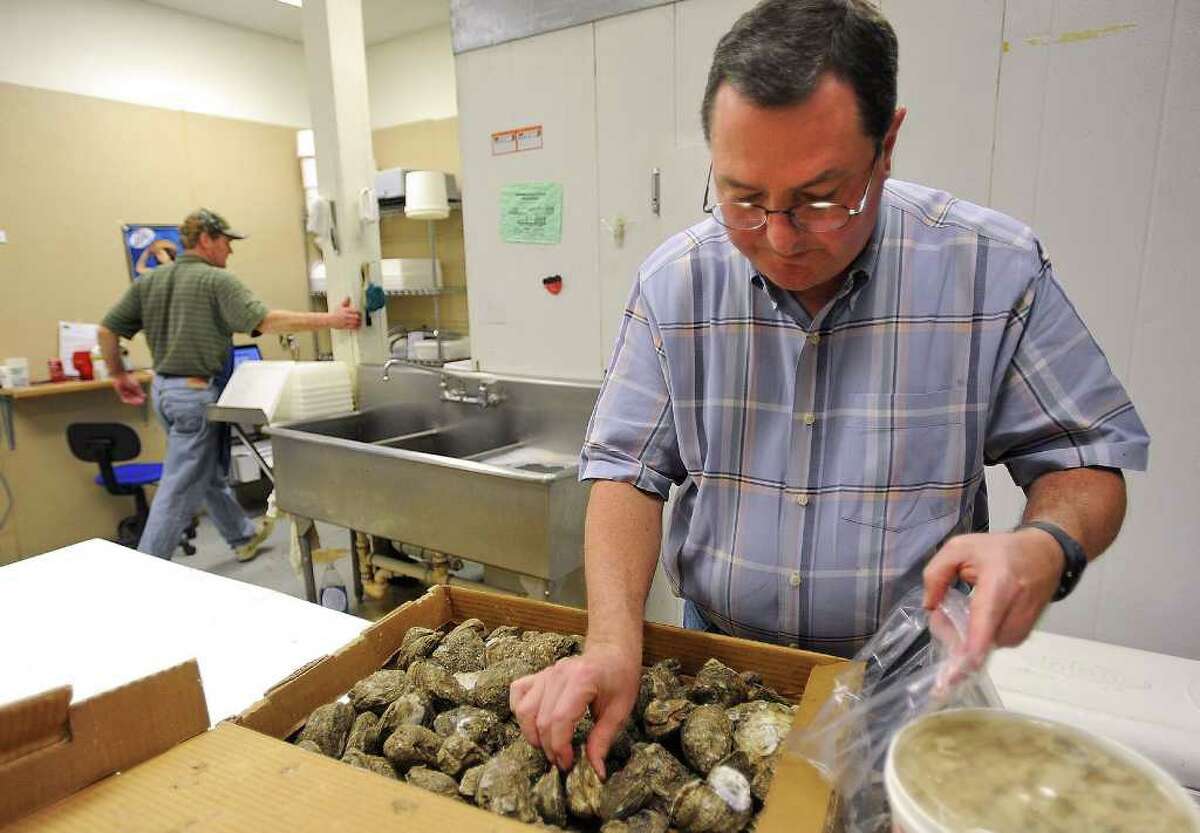 Texas oyster supply booming just in time for Thanksgiving feasts