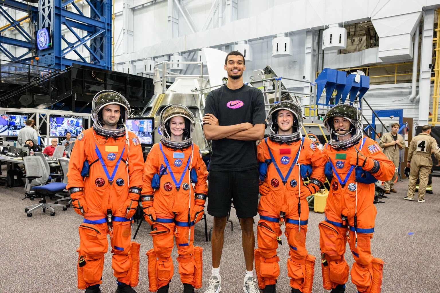 'The Alien' goes to NASA: Wembanyama pays a visit to the Johnson Space Center