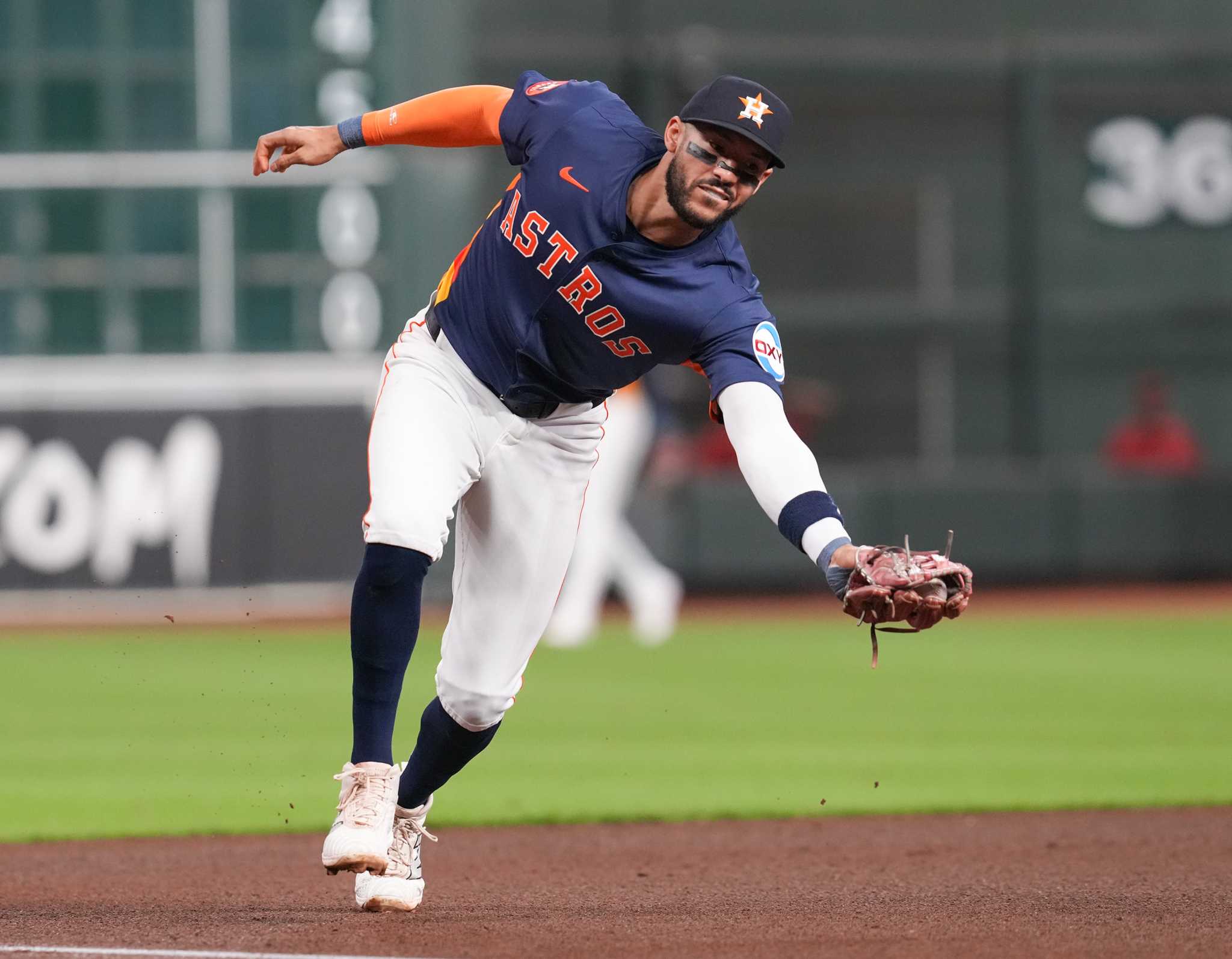 Astros roster analysis: Third base. The return of Carlos Correa