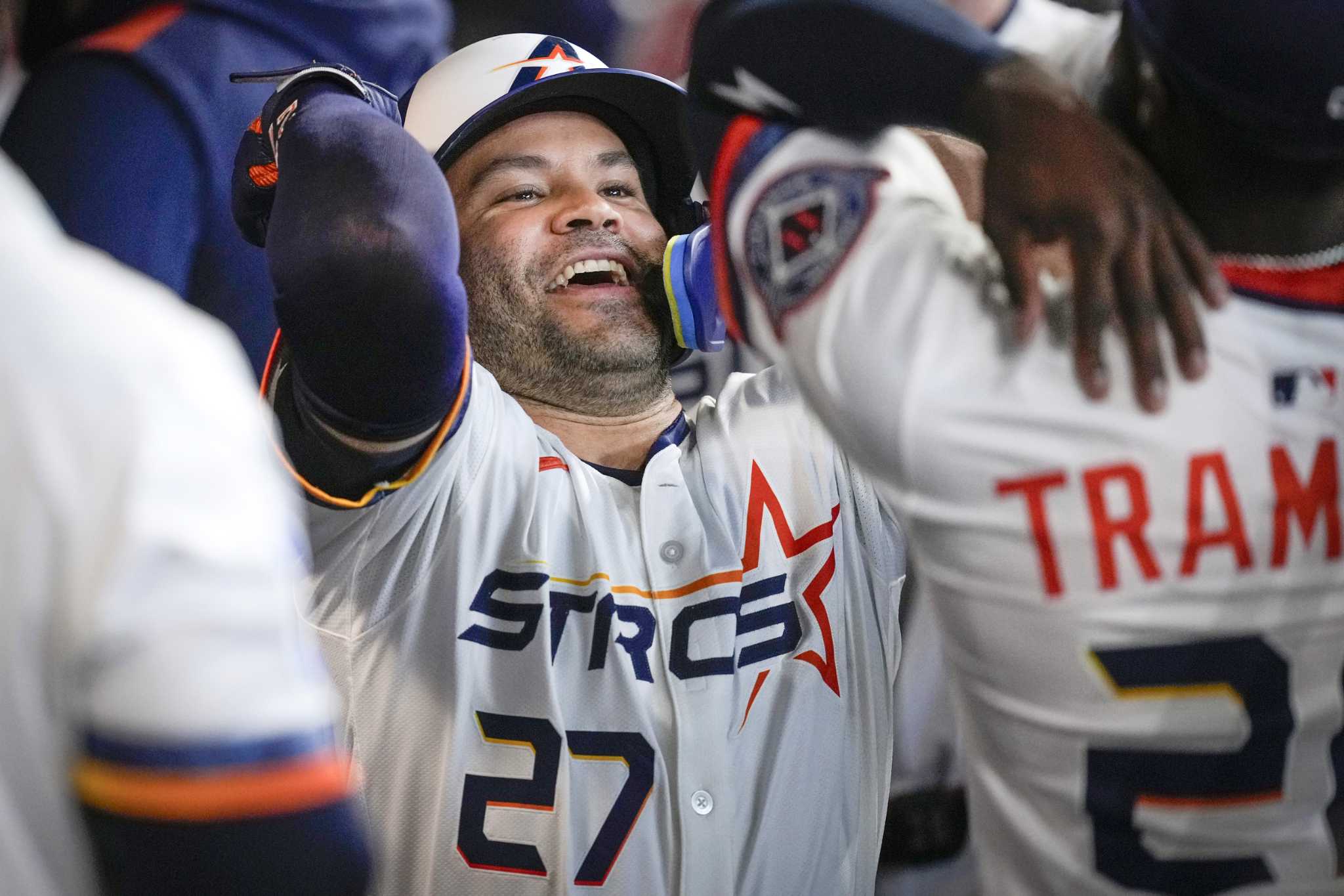 Astros' Chick-fil-A foul pole promotion: How fans claim free chicken