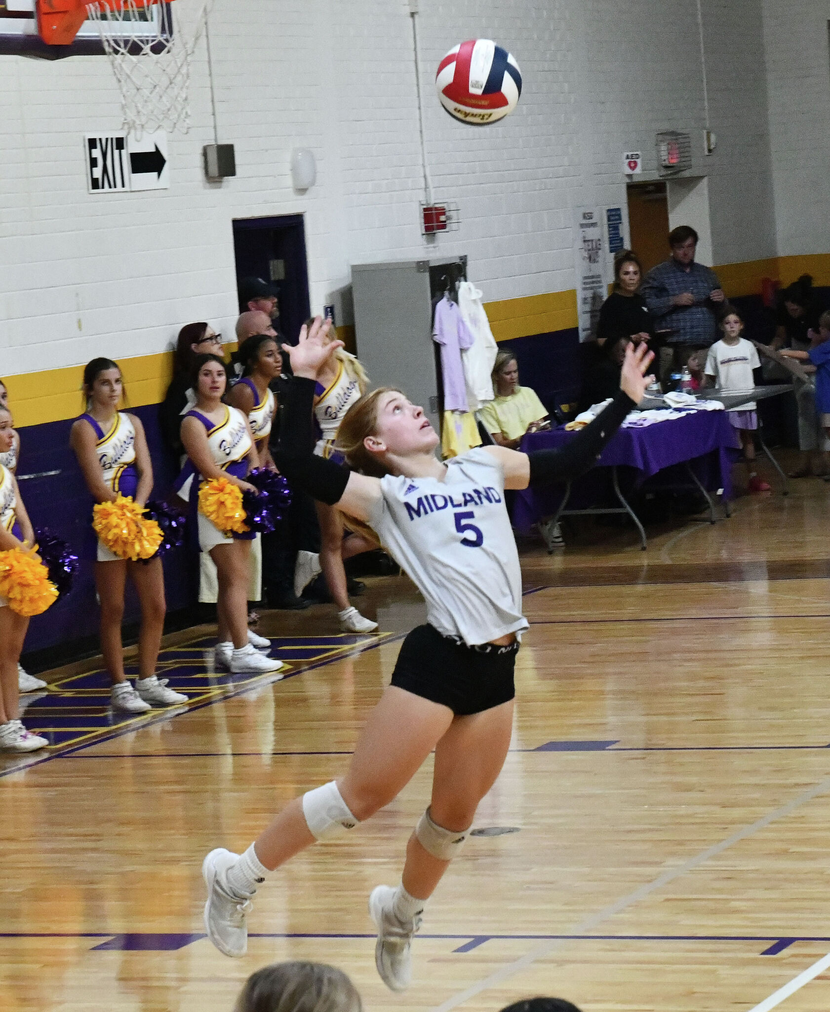 Midland High volleyball serves its way past Pecos with 16 aces Midland High volleyball serves its way past Pecos with 16 aces