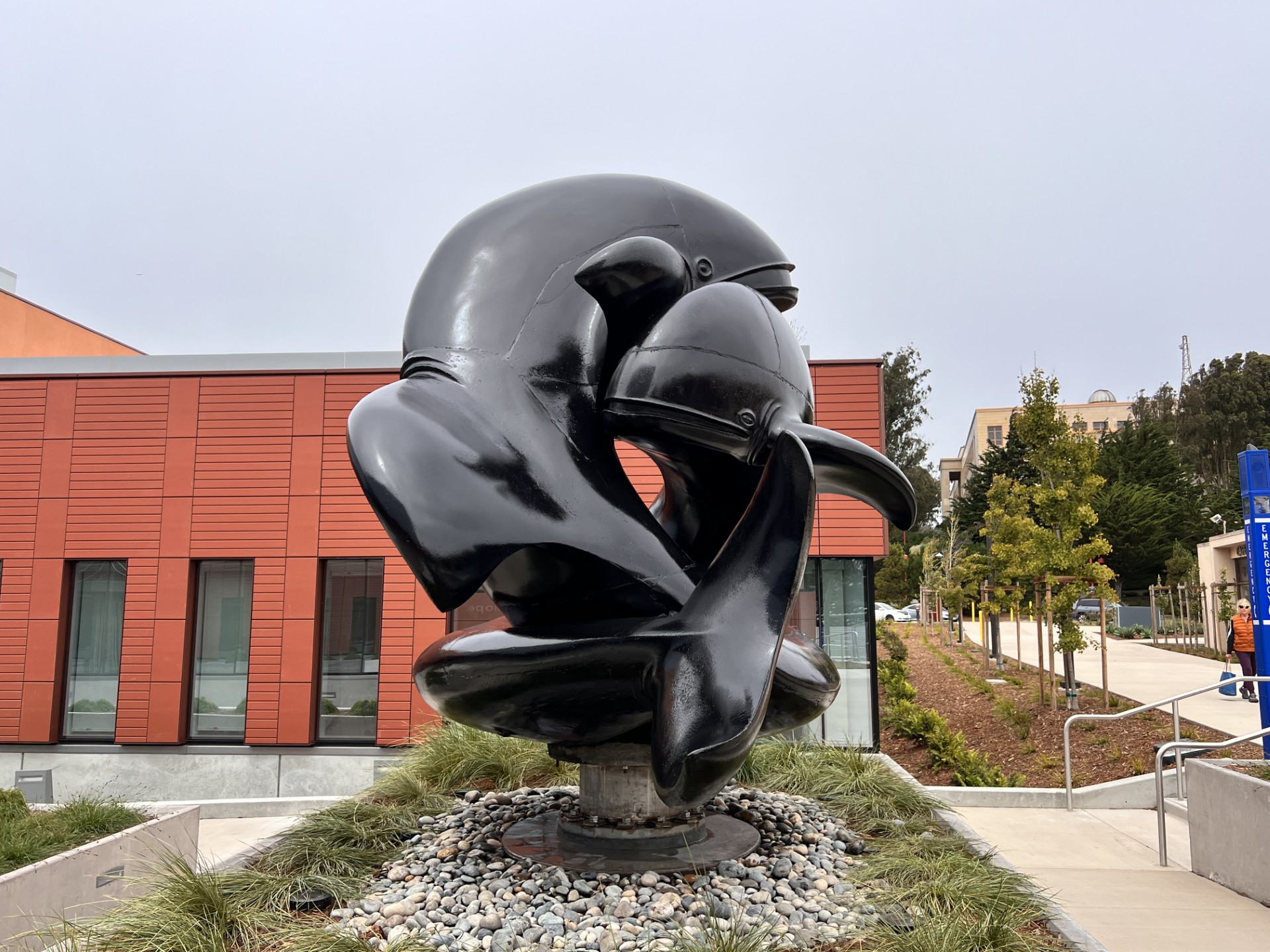 https://s.hdnux.com/photos/01/54/35/00/28430389/3/rawImage.jpg