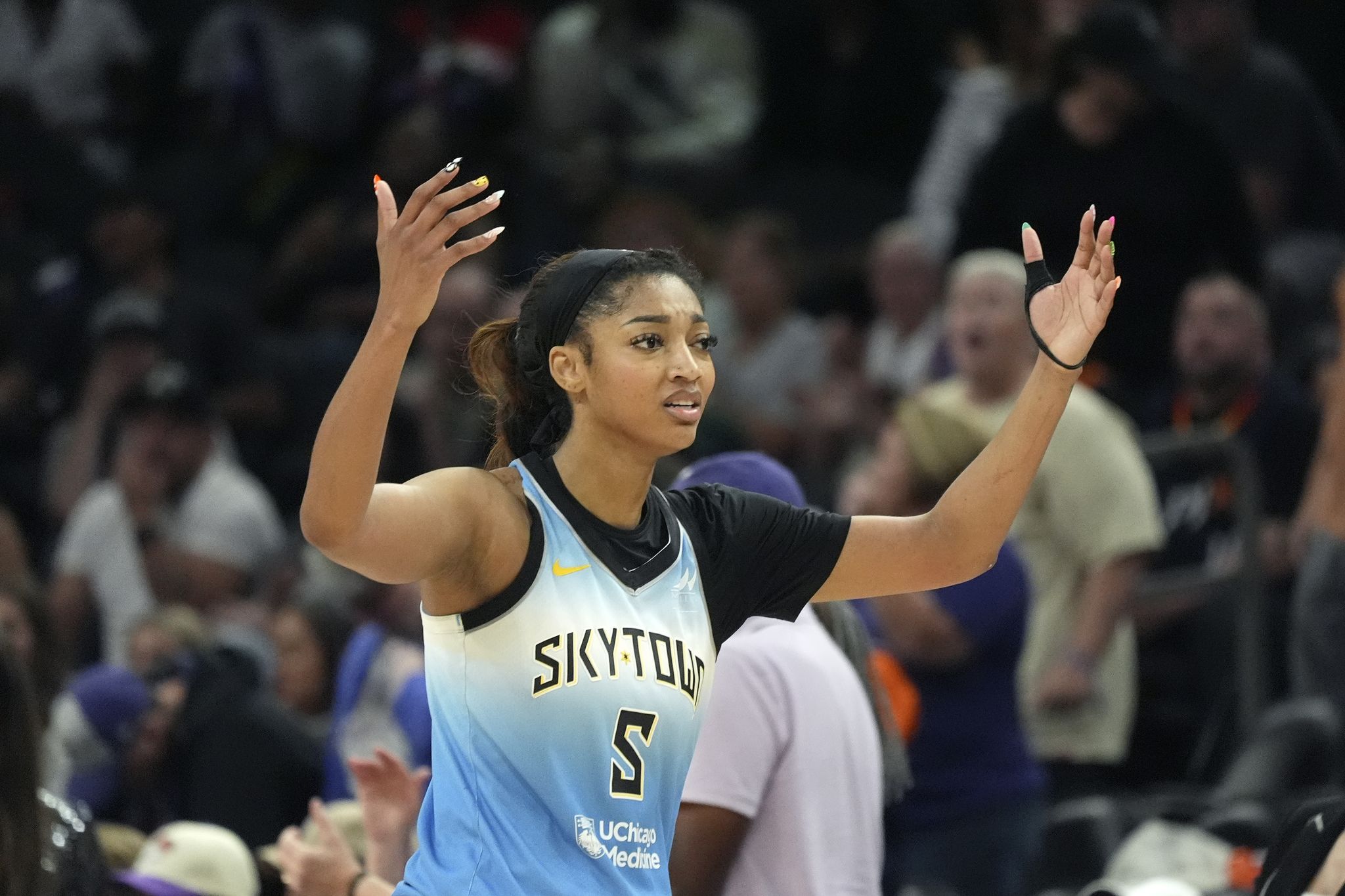 Angel Reese voices frustration with Chicago Sky's losing season