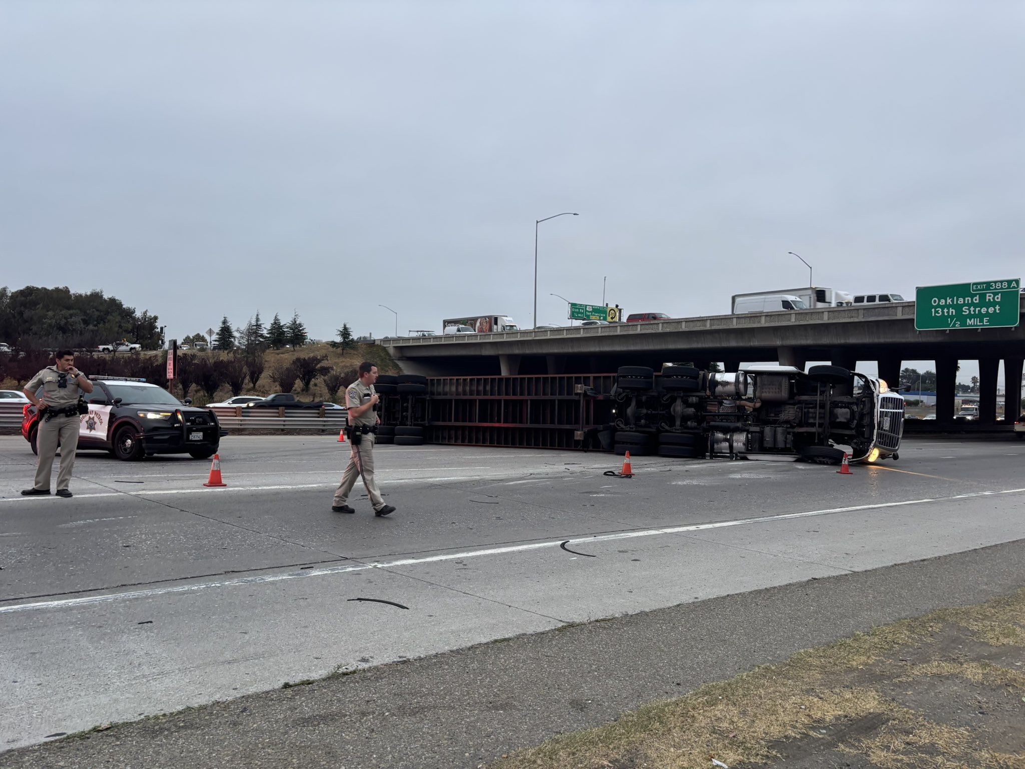 SJ: Overturned Big-Rig Snarls Traffic On Southbound Highway 101 At I-880