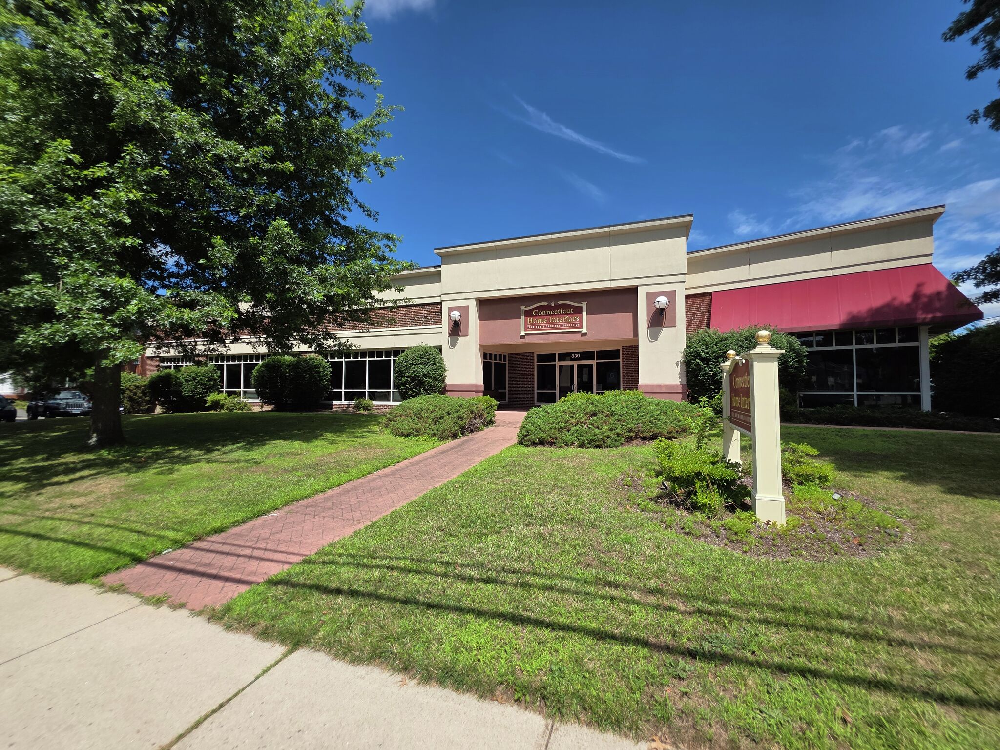 Decades-old West Hartford furniture store going out of business, space up for lease