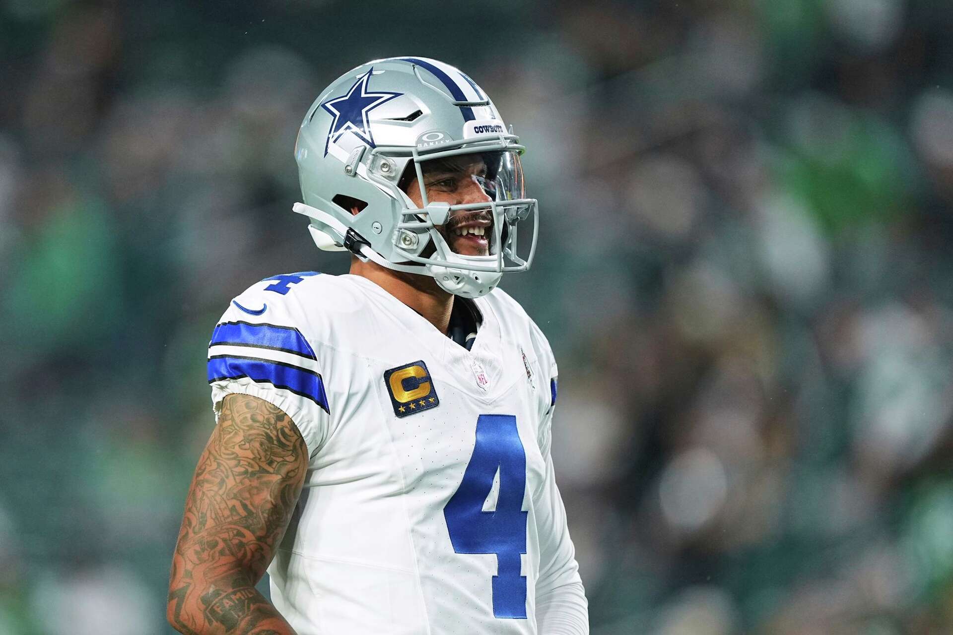 Eagles' Jalen Carter ejected for spitting on Cowboys' Dak Prescott