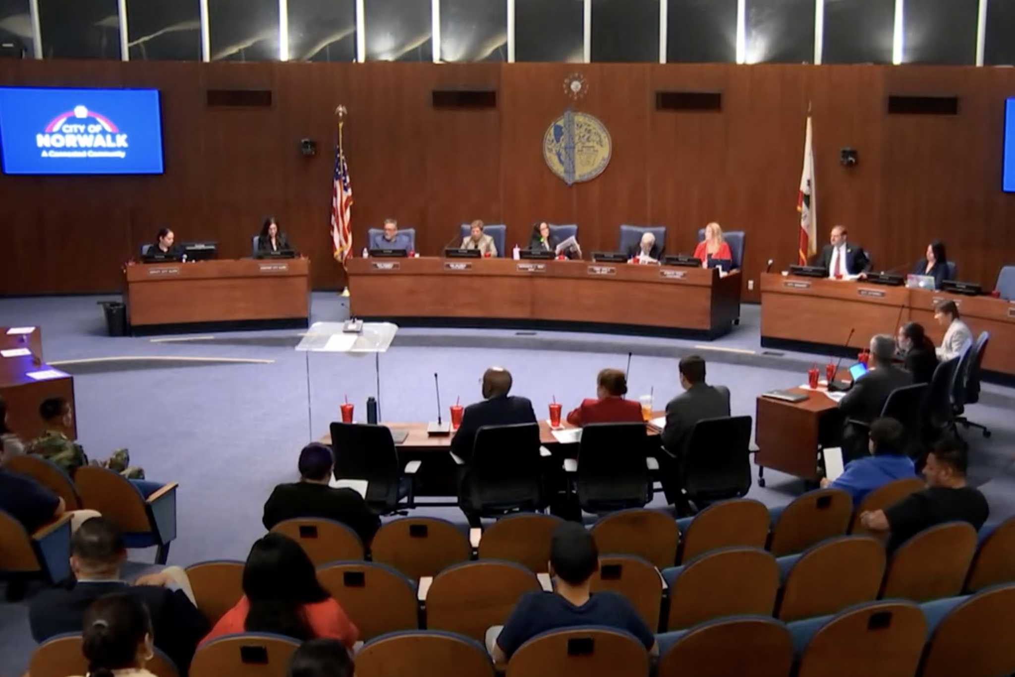 California city agrees to end its ban on homeless shelters