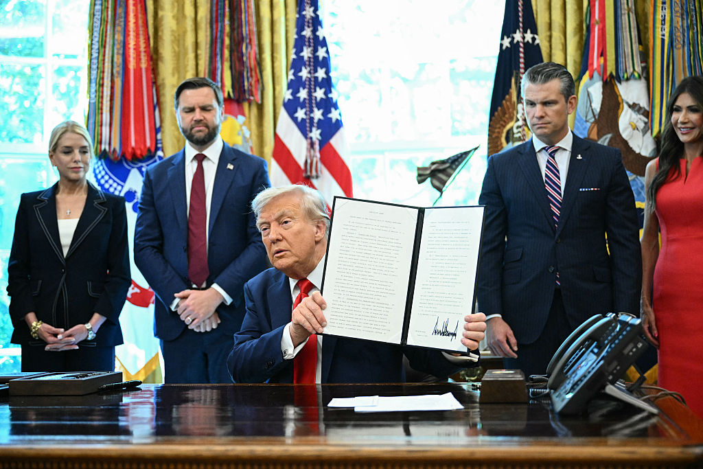 https://s.hdnux.com/photos/01/54/36/20/28435457/3/rawImage.jpg