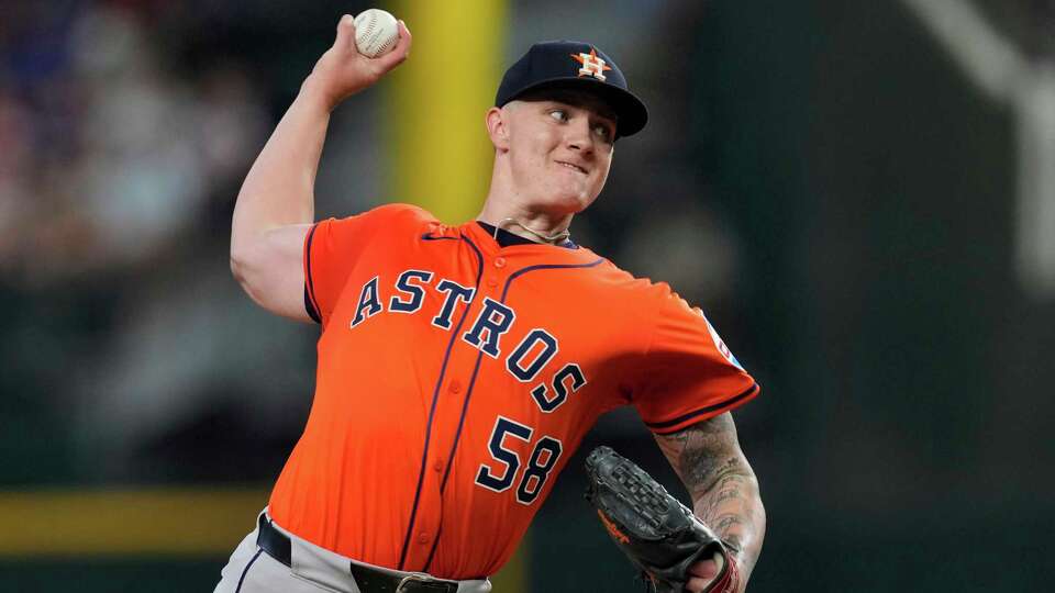 Houston Astros starting pitcher Hunter Brown throws to the Texas Rangers in the first inning of a baseball game Saturday, Sept. 6, 2025, in Arlington, Texas. (AP Photo/Tony Gutierrez)