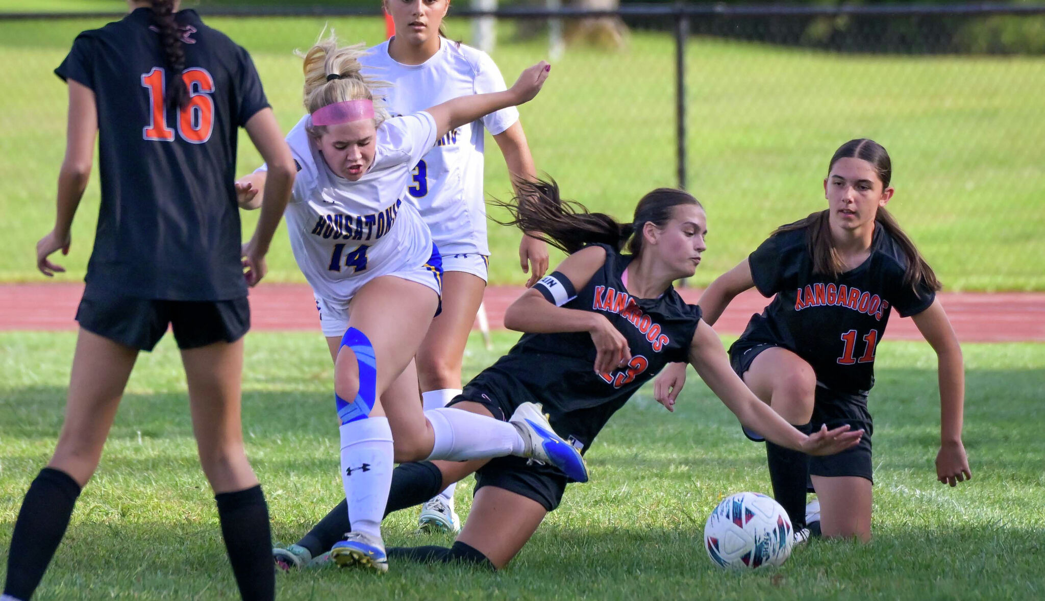 Connecticut high school girls soccer top performances, games to watch (Oct. 21) Connecticut high school girls soccer top performances, games to watch (Oct. 21)