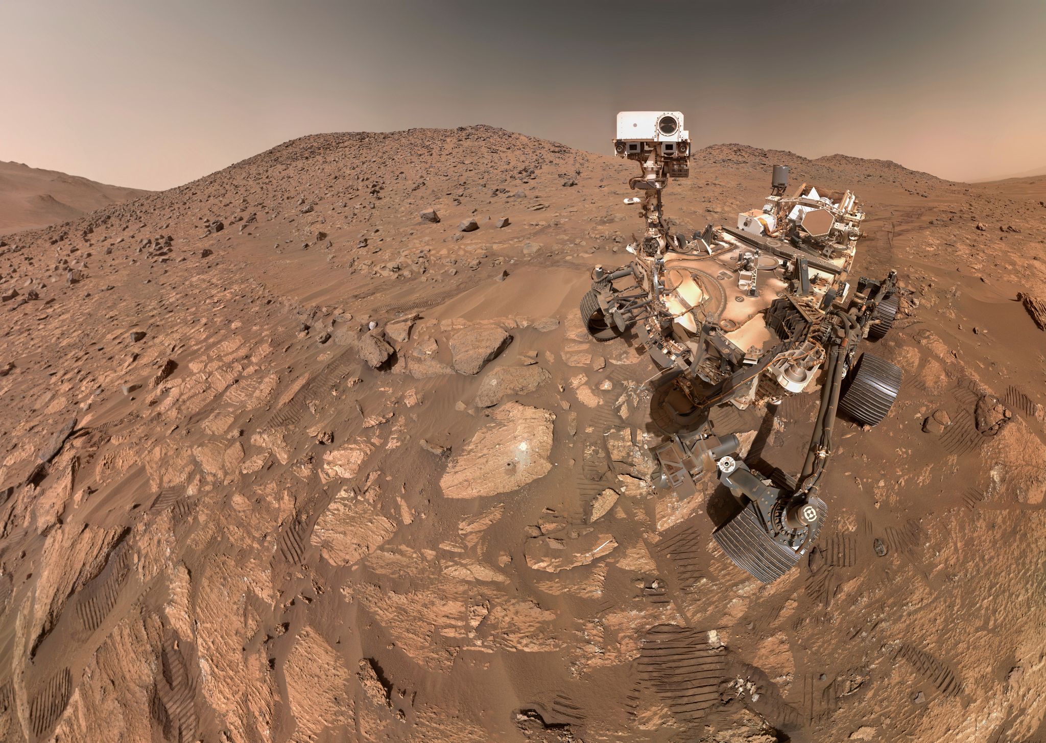 New findings by NASA Mars rover provide hints of signs of ancient life