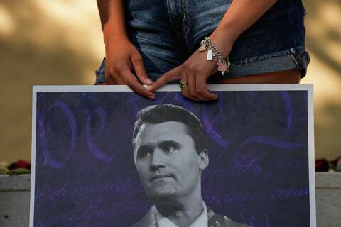 Senator Ted Cruz covers up Houston graffiti attacking Charlie Kirk