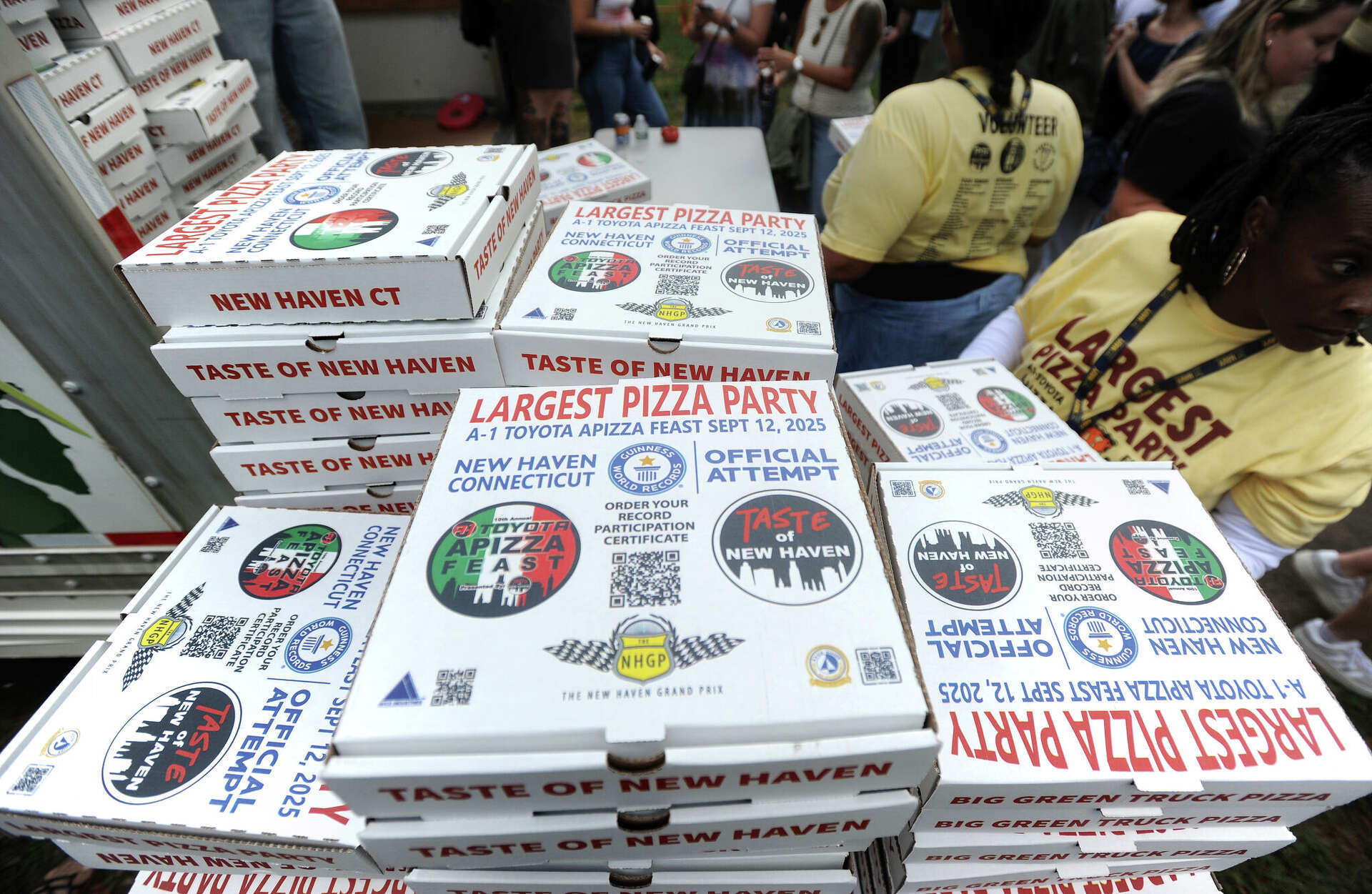 New Haven breaks Guinness World Record for largest pizza party