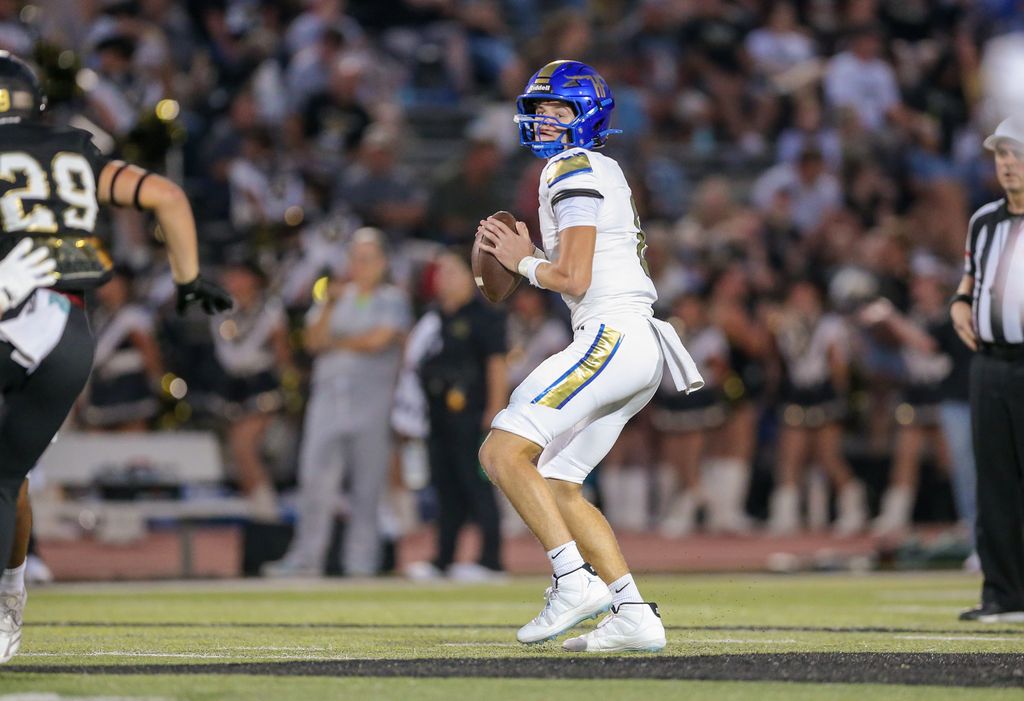 Beaumont Enterprise Preseason Super Gold Football Team in Southeast Texas