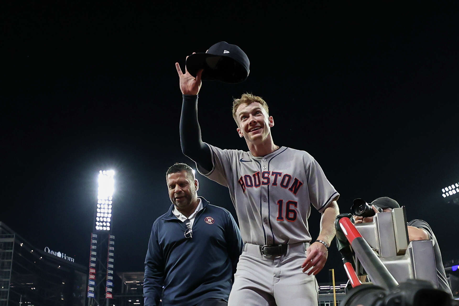 Houston Astros' rookie Zach Cole homers on first pitch