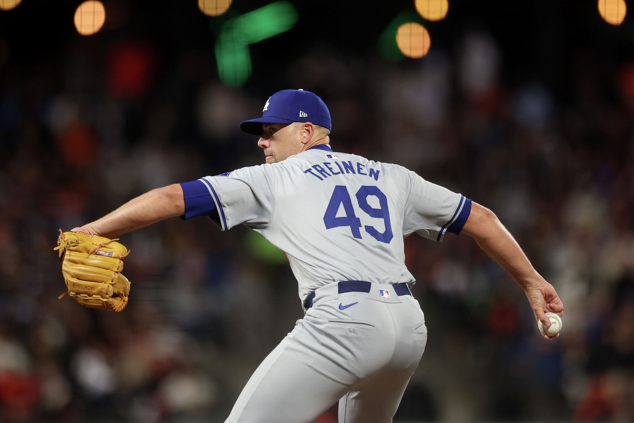 Dodgers pitcher writes tribute to Charlie Kirk on hat vs. SF Giants