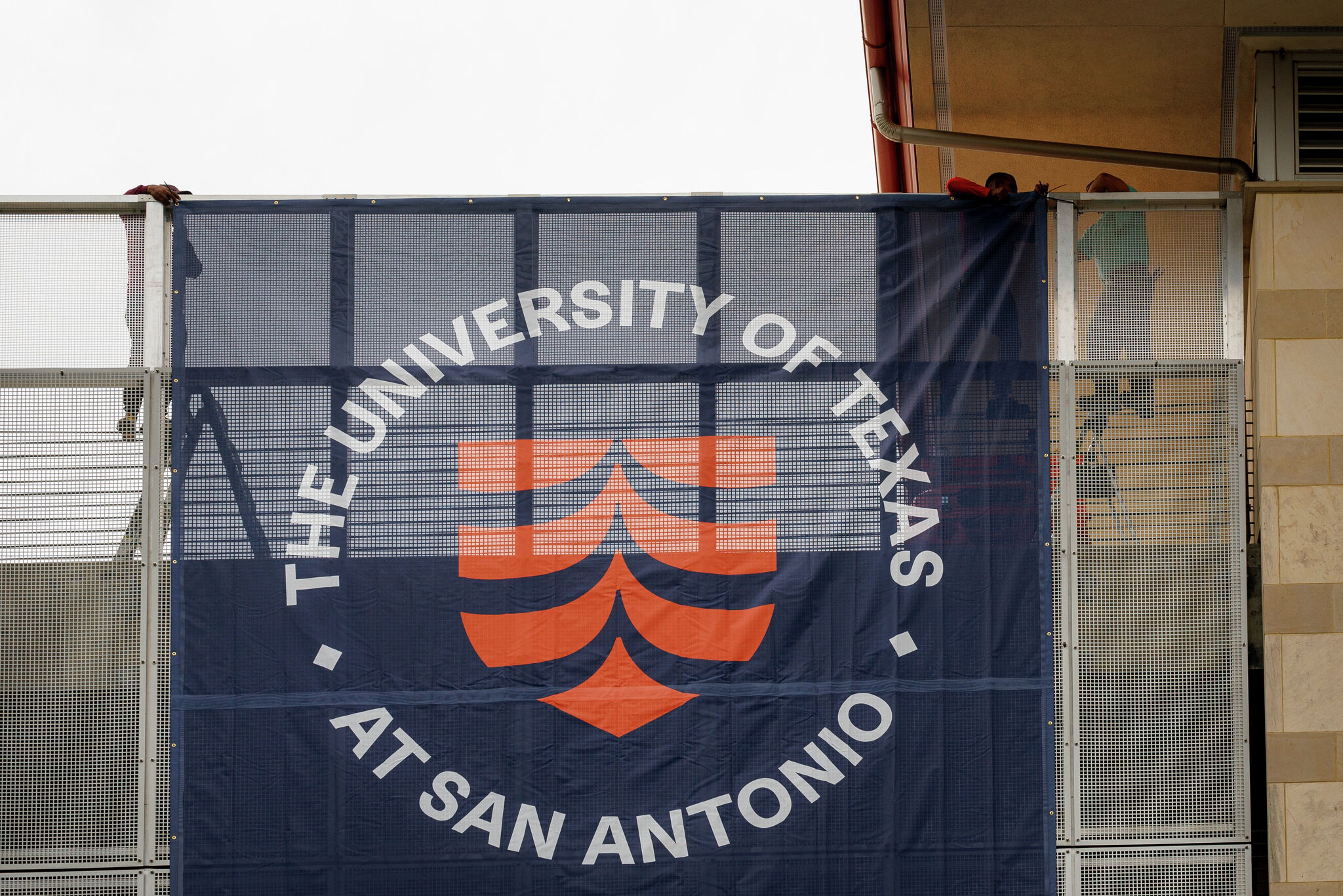 The University of Texas at San Antonio delayed the fall semester's start until Monday, Aug. 24 because of computer system outages.
