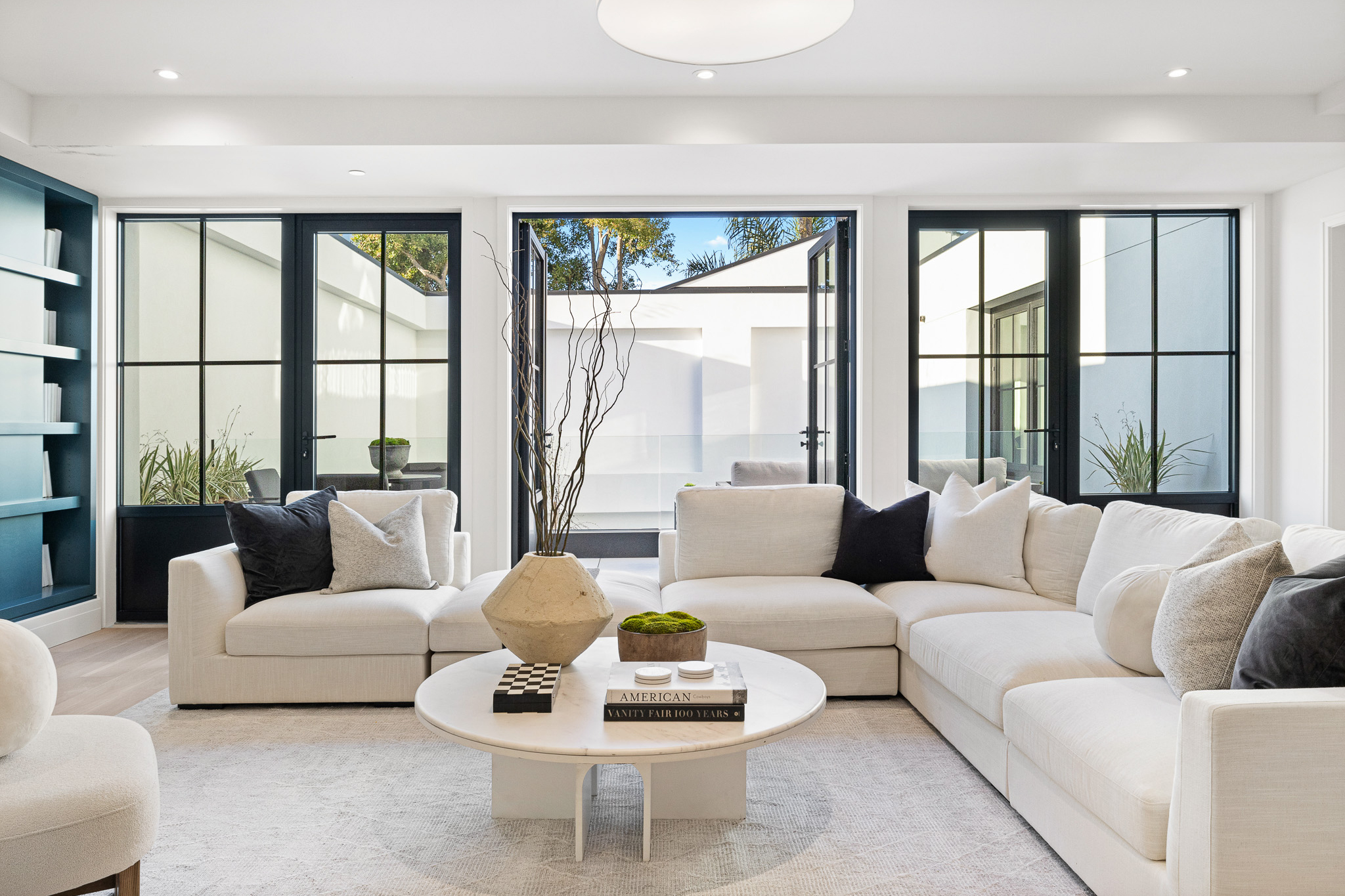 San Francisco garage from 1914 transformed into luxe condo hits market
