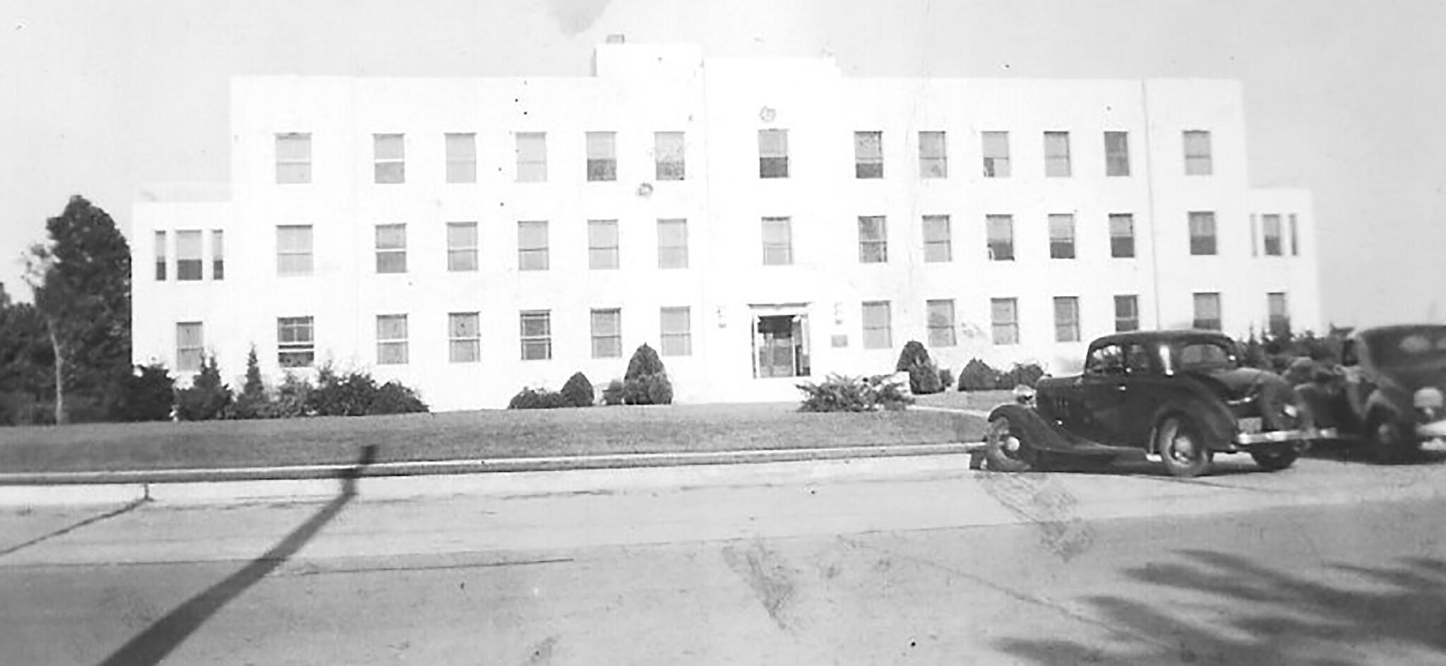 https://s.hdnux.com/photos/01/54/43/45/28457319/4/rawImage.jpg