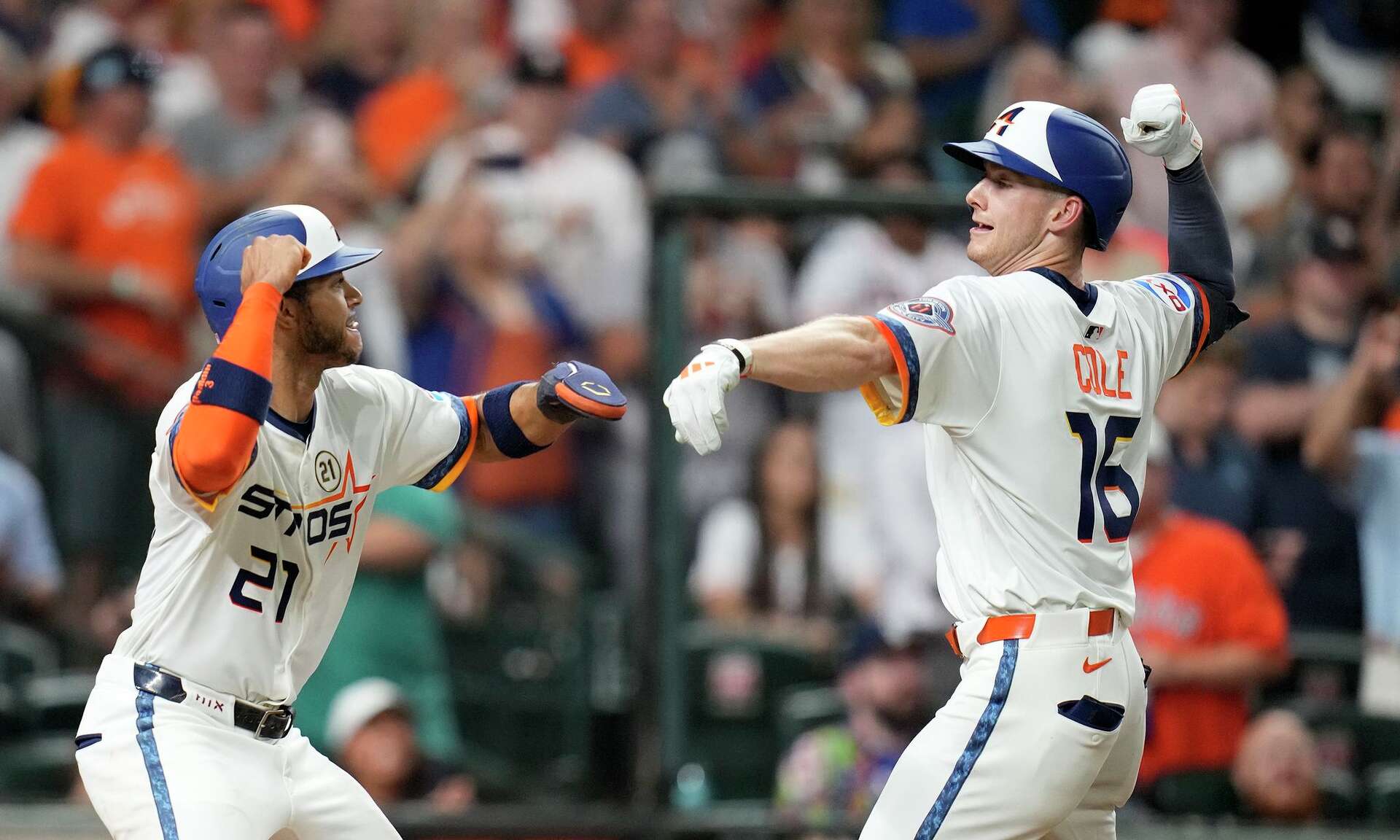 Houston Astros' big win over Texas Rangers comes with big injury loss