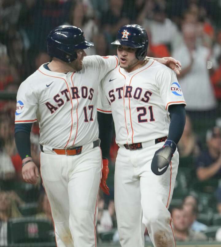 AL West race: Astros beat Rangers, remain half-game behind Seattle